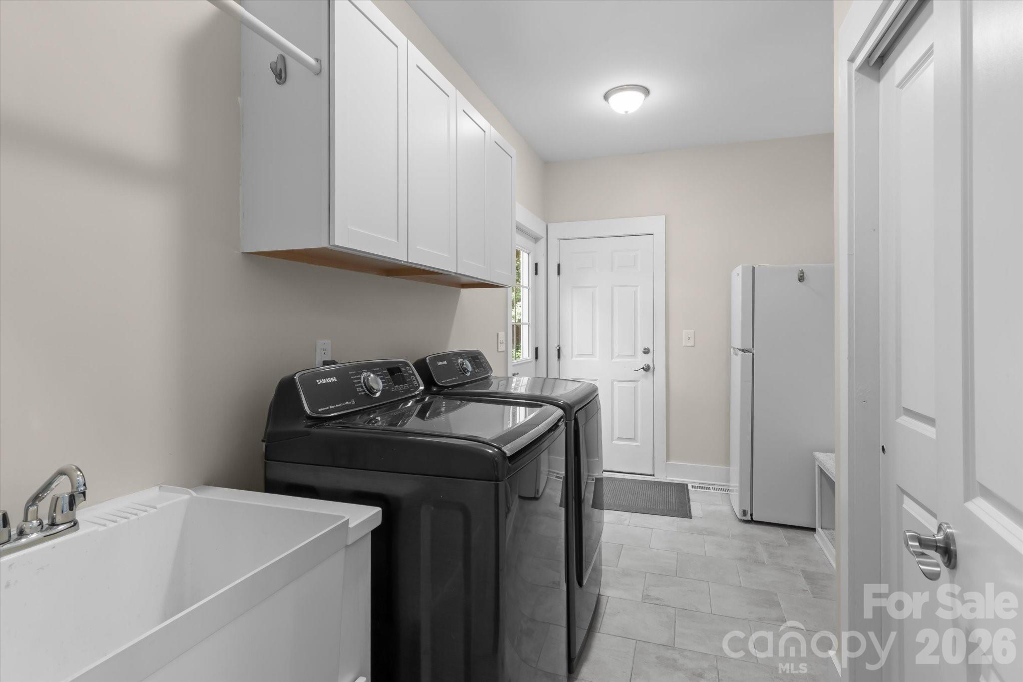 348 Catalina Drive Property Photo 29