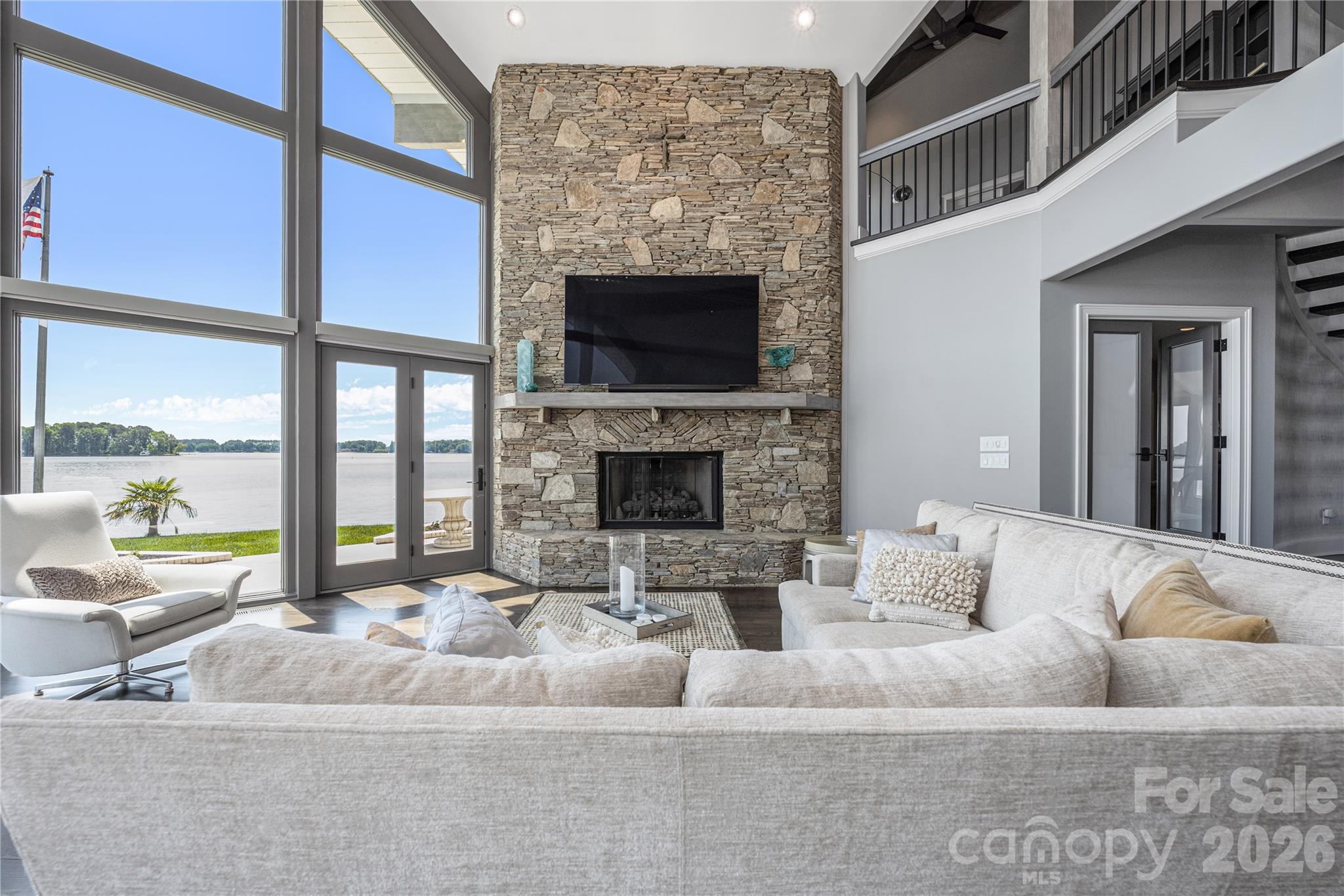 3386 Governors Island Drive Property Photo 8