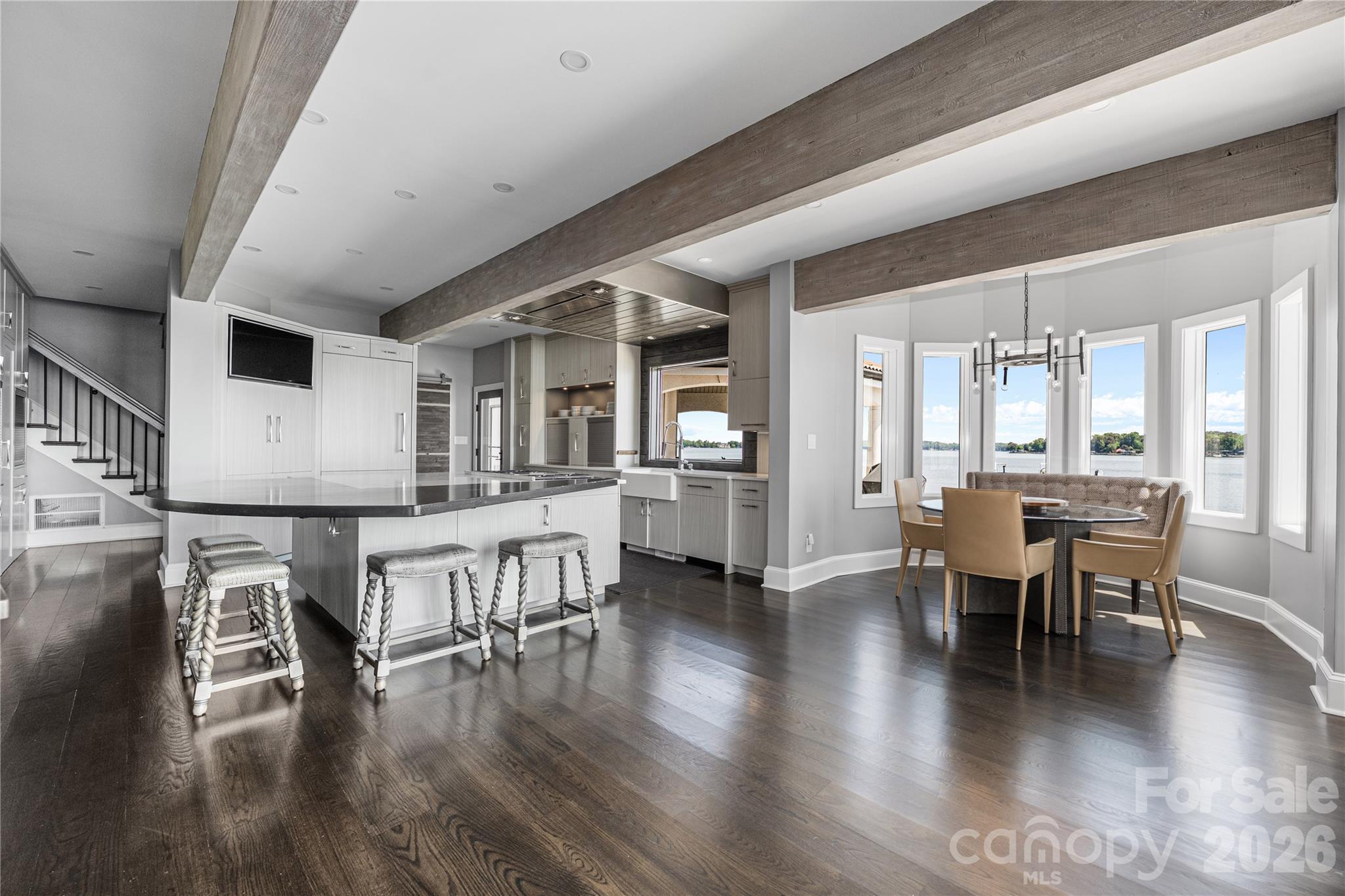 3386 Governors Island Drive Property Photo 12