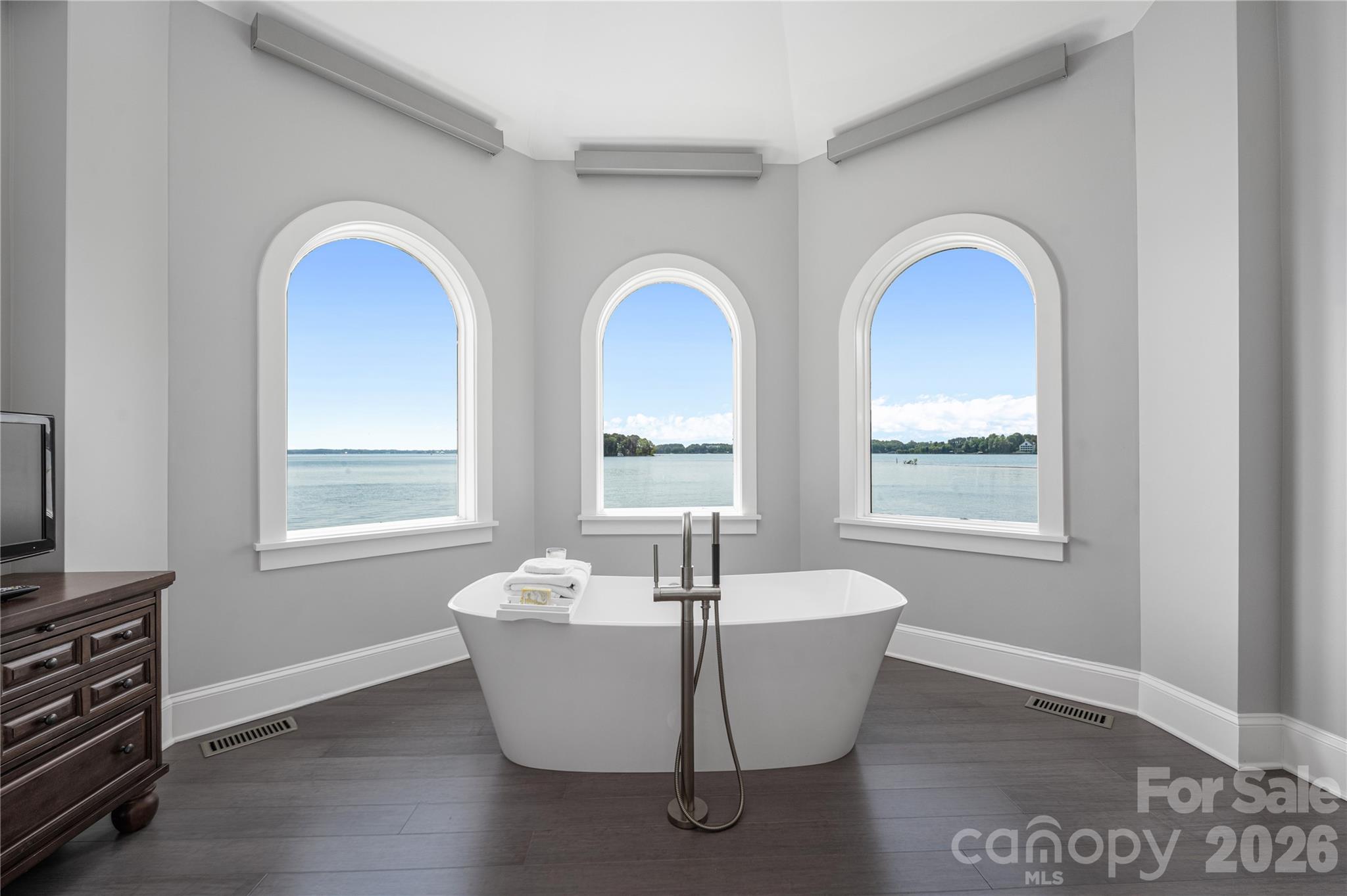 3386 Governors Island Drive Property Photo 21