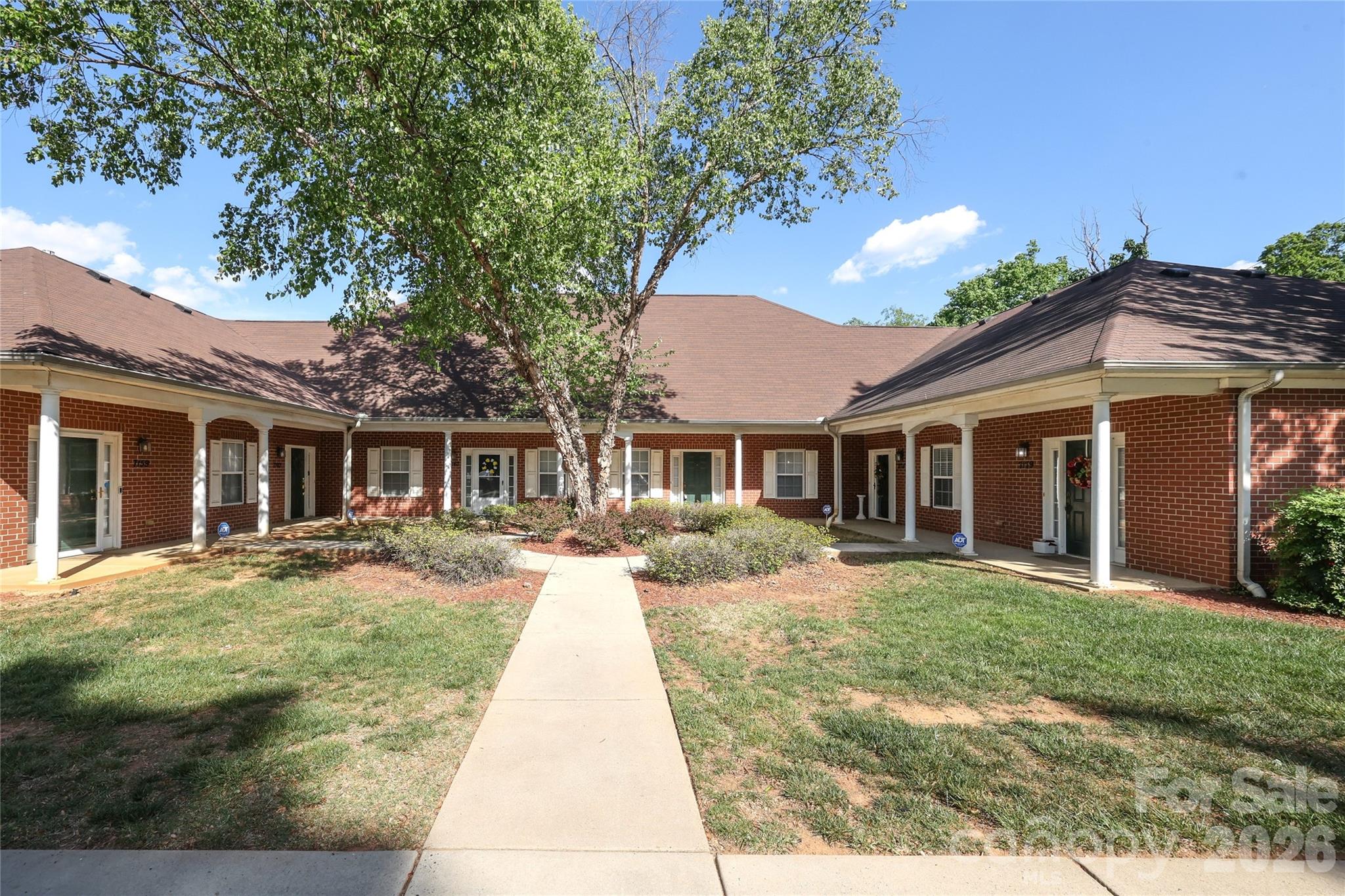 7175 Somerset Springs Drive E Bld1 Property Photo 3