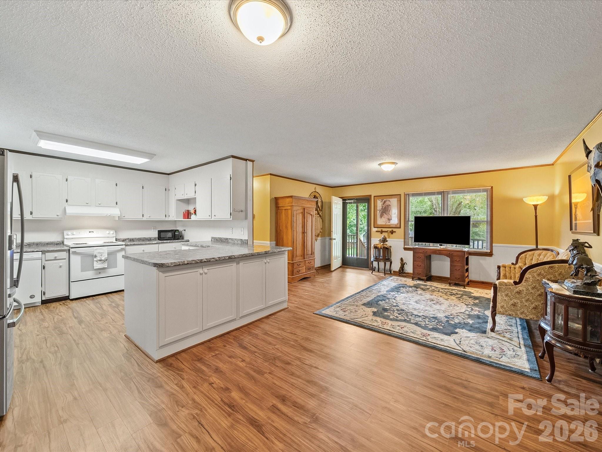 3510 Flint Drive Property Photo 8