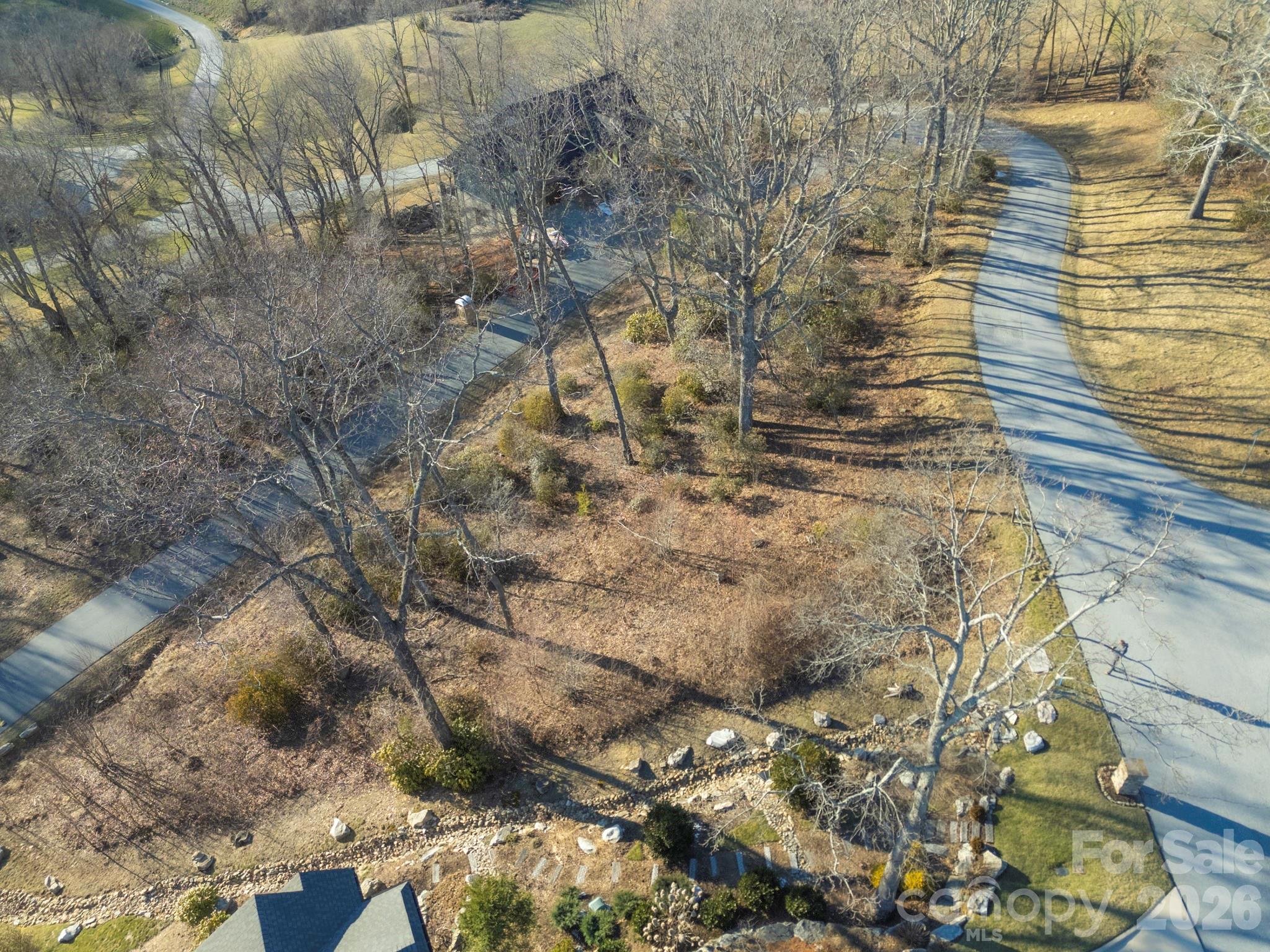 214 Summerset Drive Property Photo 9