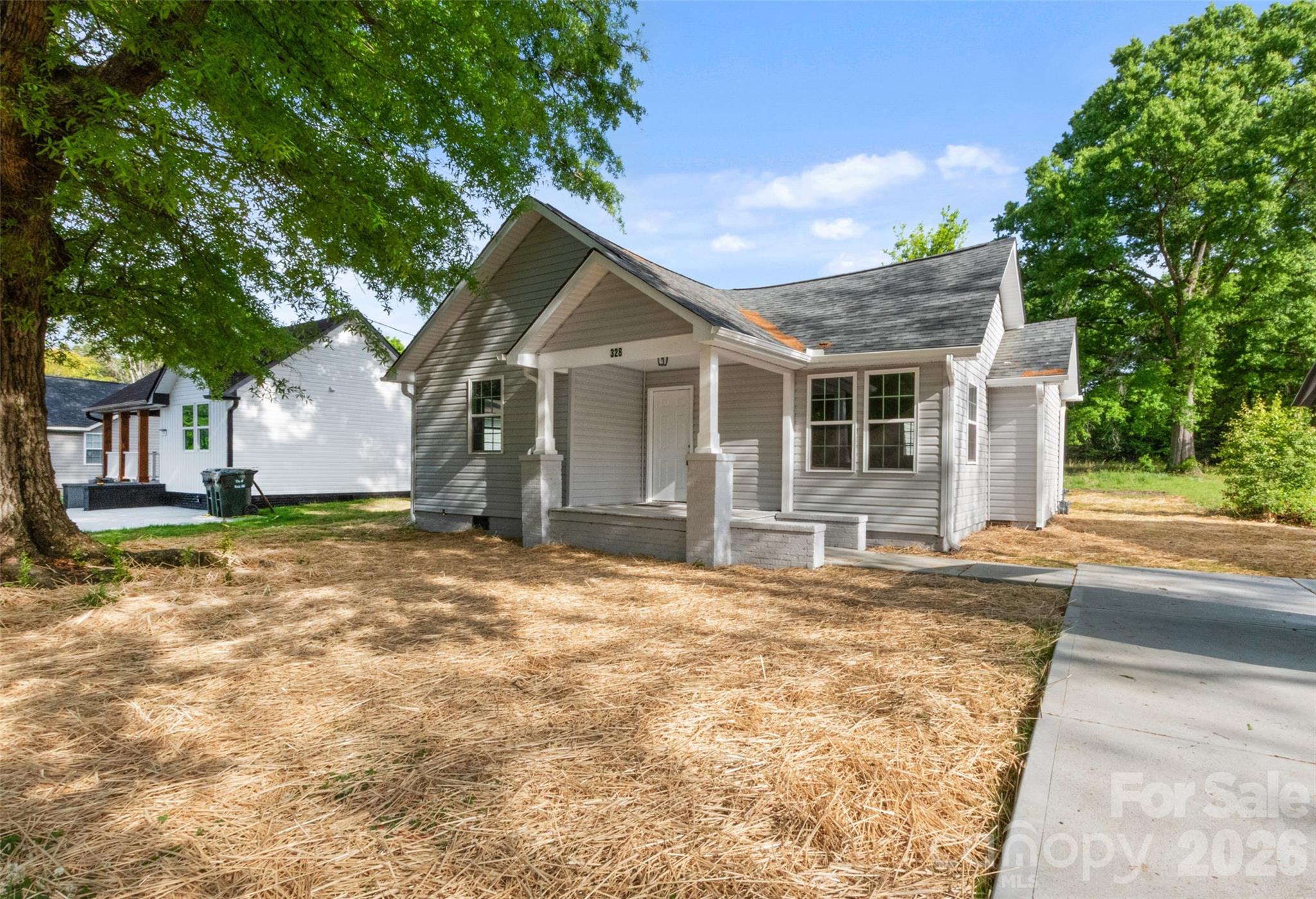 328 Whitner Street Property Photo 2