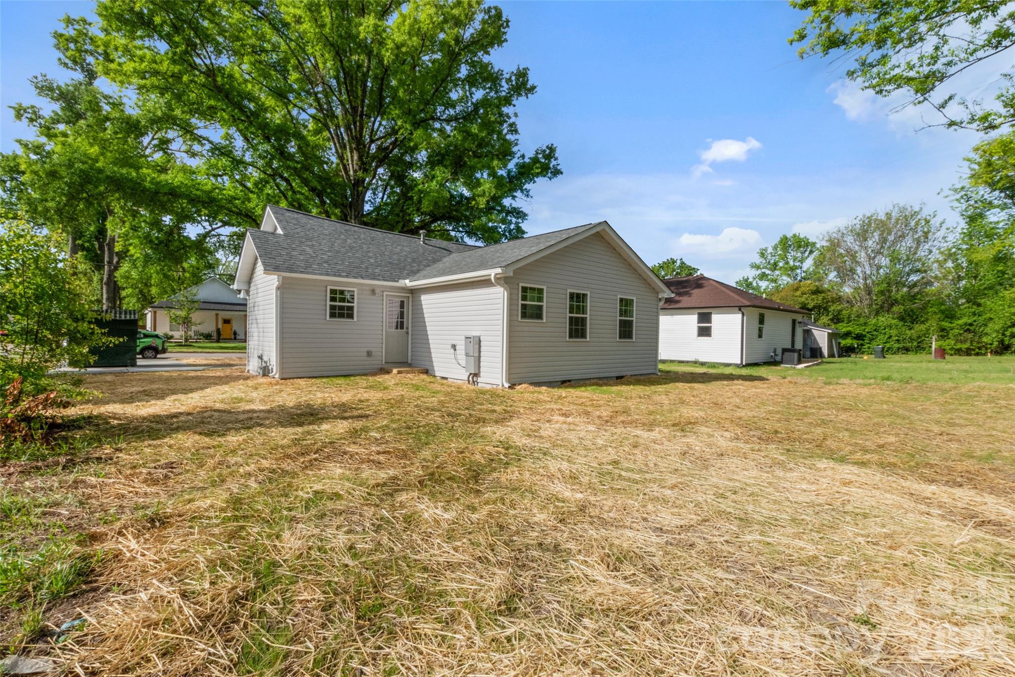 328 Whitner Street Property Photo 5