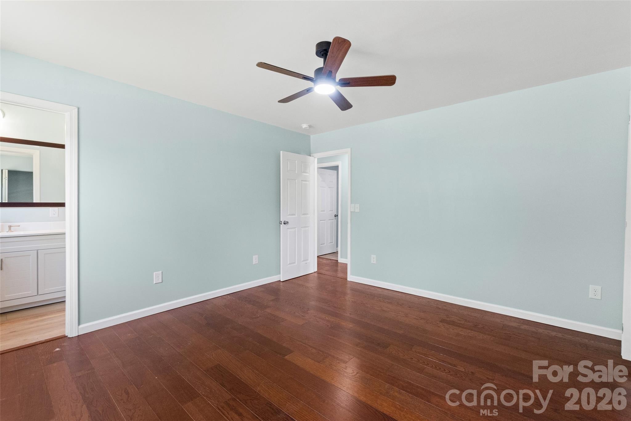328 Whitner Street Property Photo 11