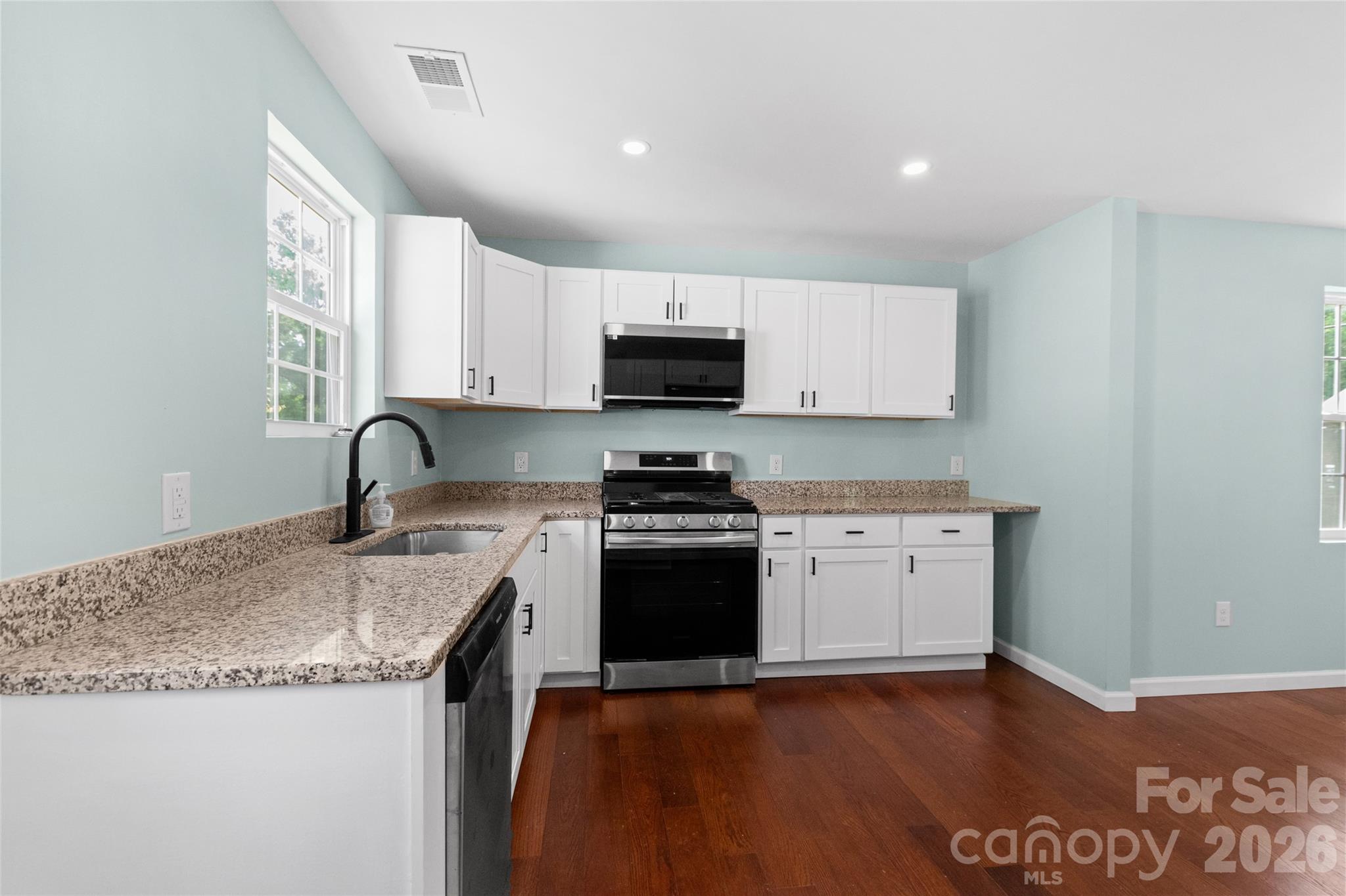 328 Whitner Street Property Photo 15