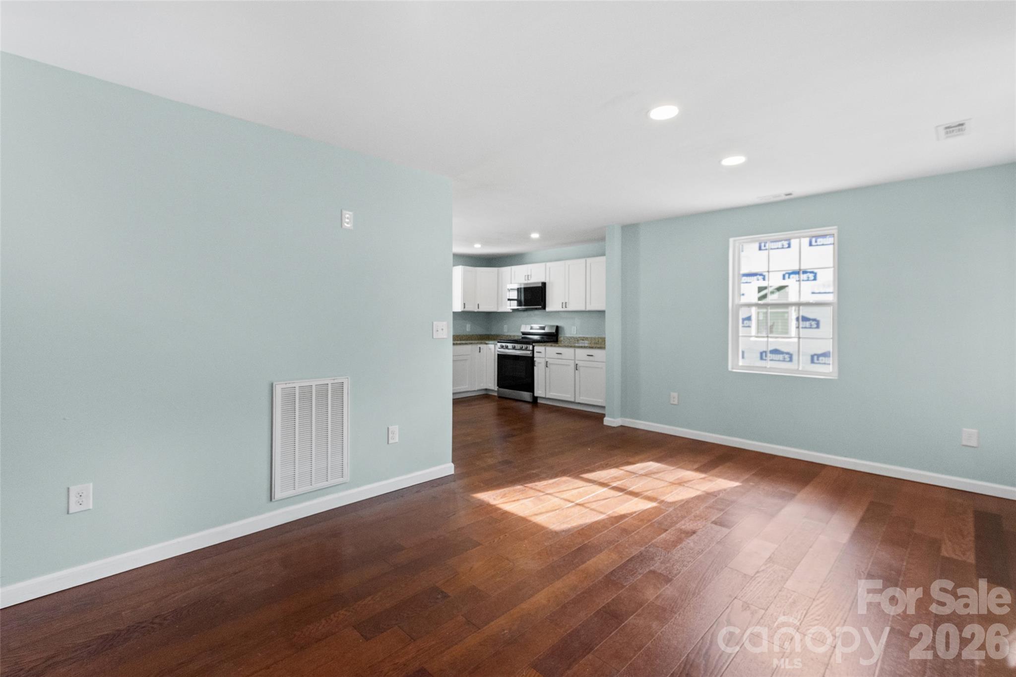 328 Whitner Street Property Photo 16