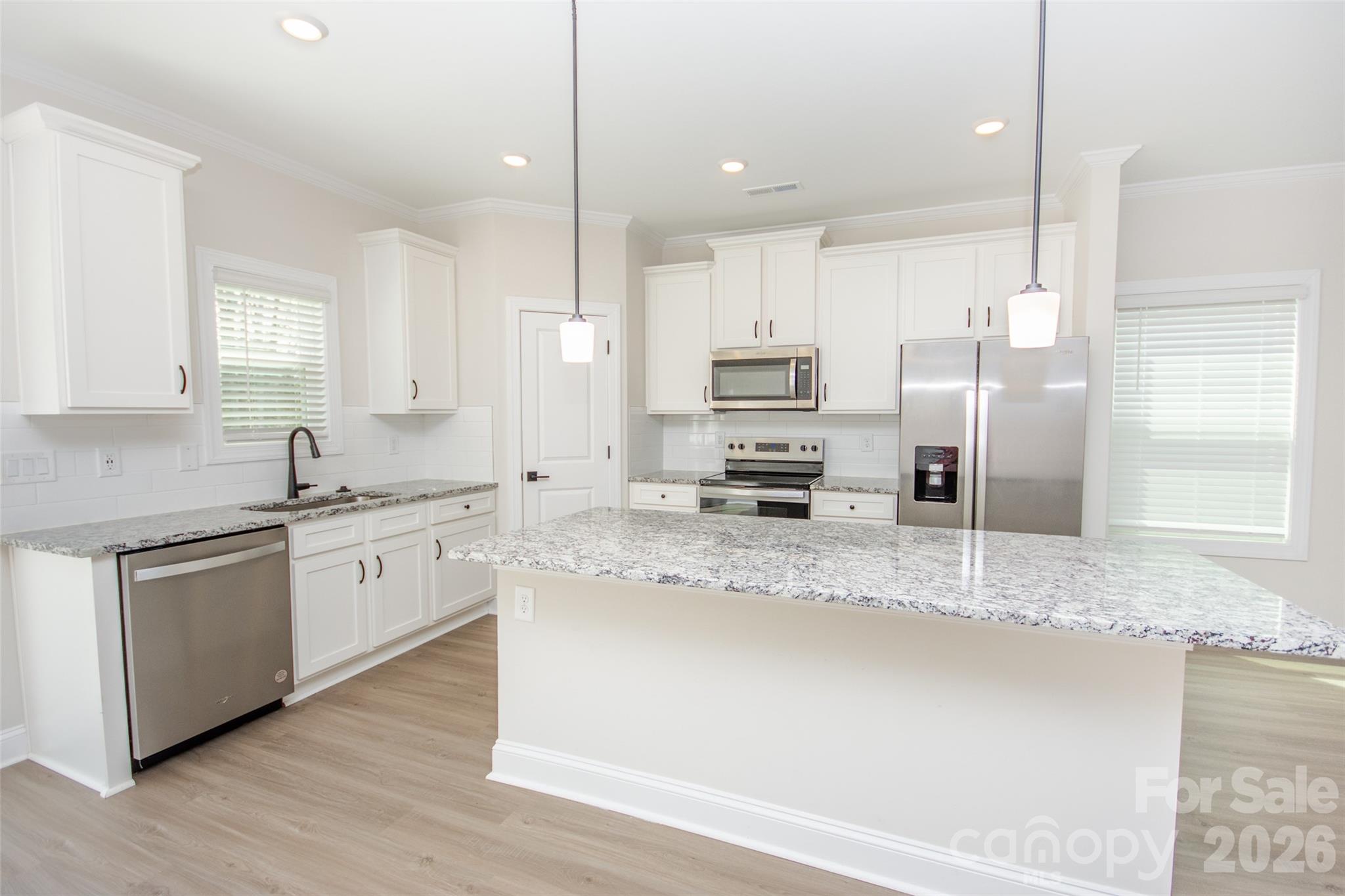 109 Brixham Loop Property Photo 1