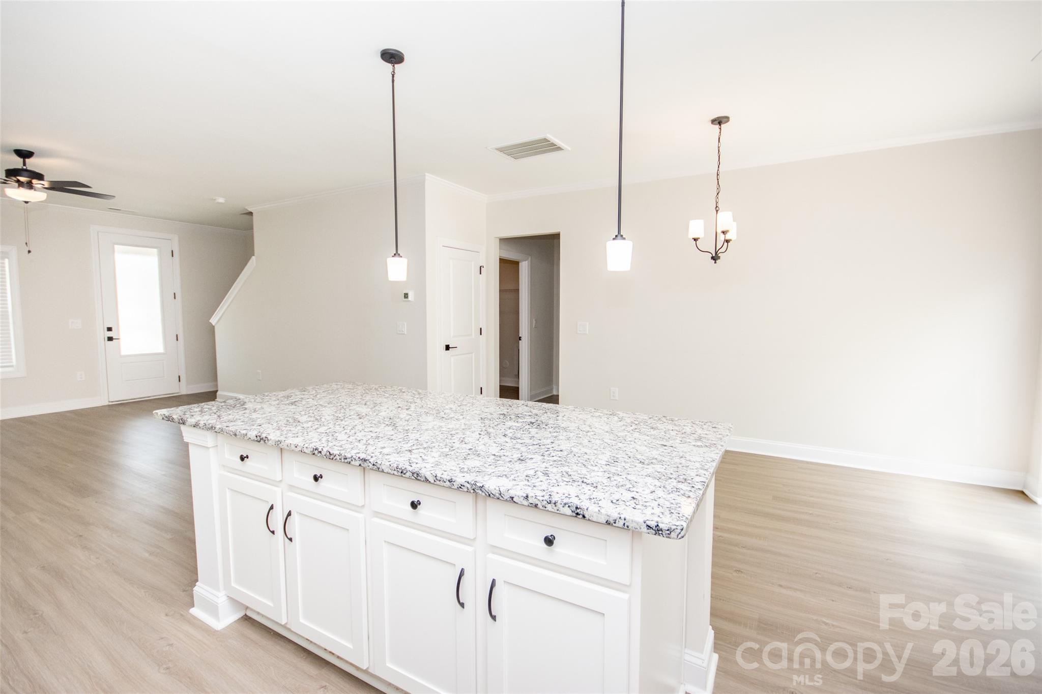 109 Brixham Loop Property Photo 18