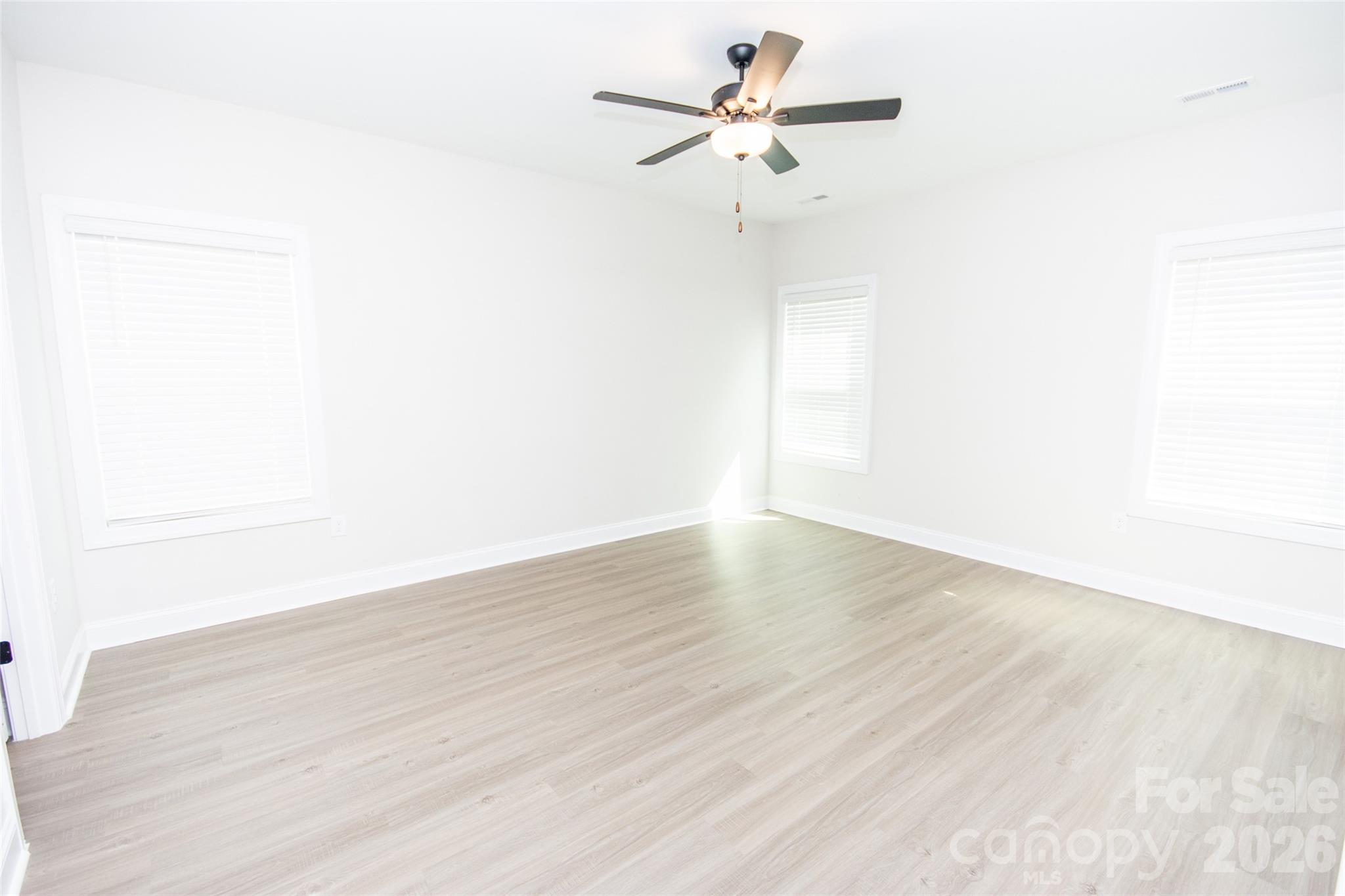109 Brixham Loop Property Photo 24