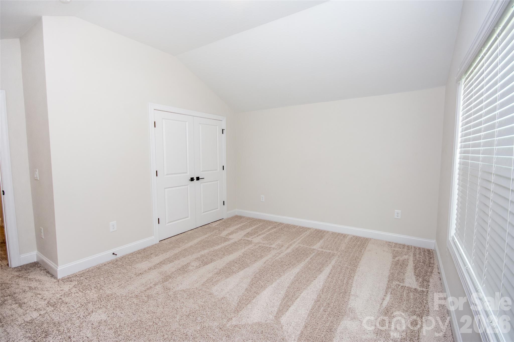 109 Brixham Loop Property Photo 36
