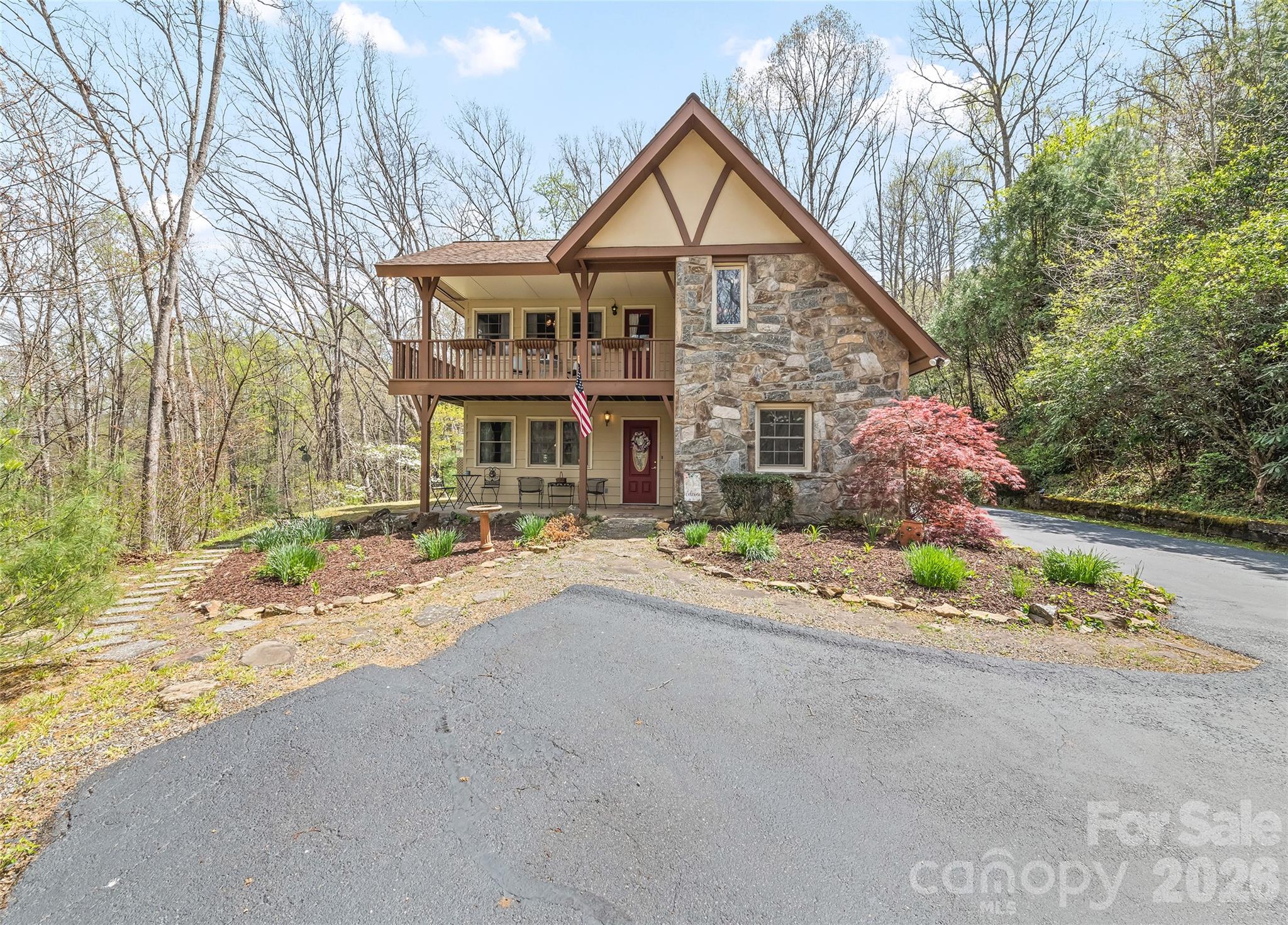 4370112 Property Photo 1