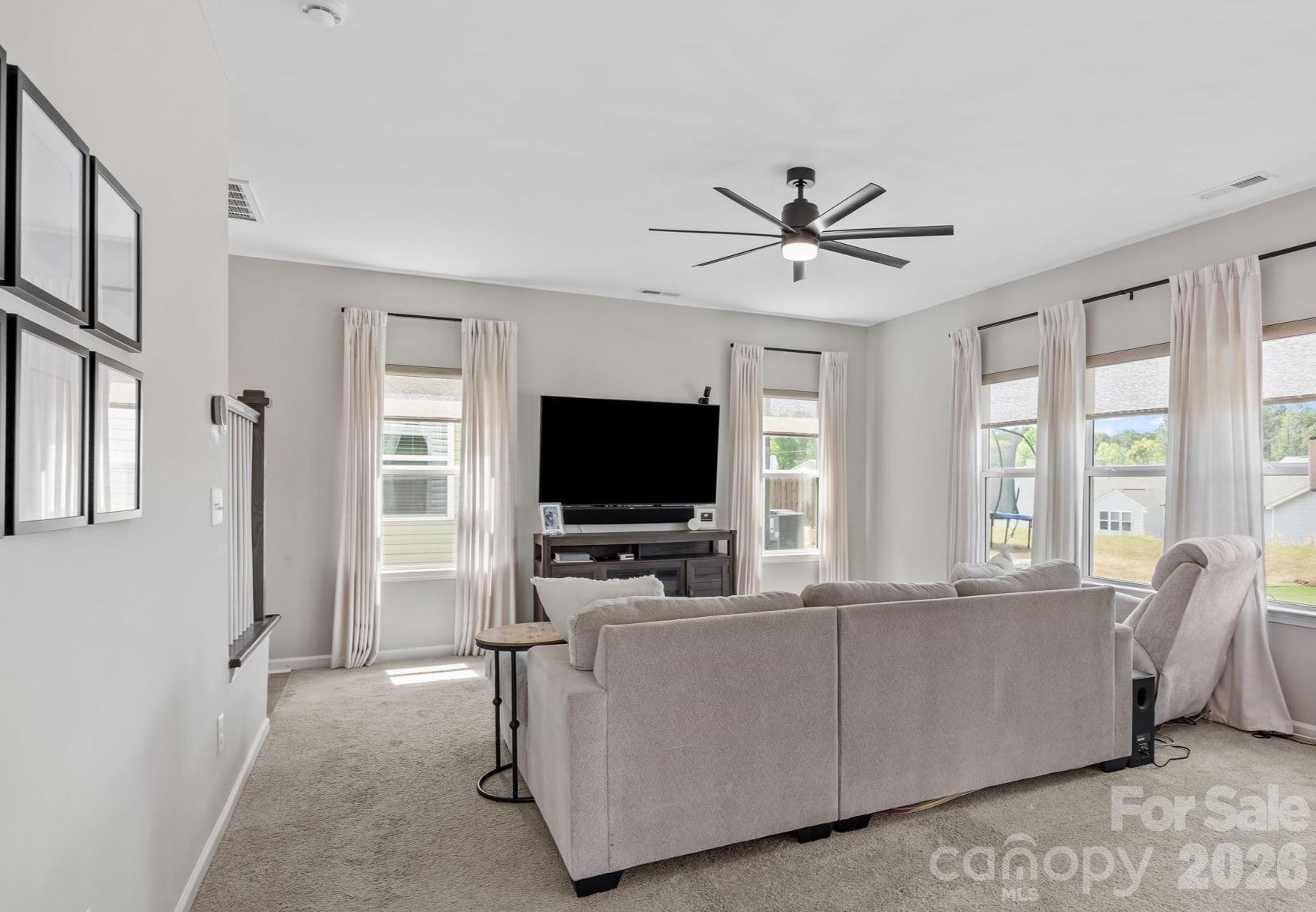 122 Slalom Street Property Photo 6