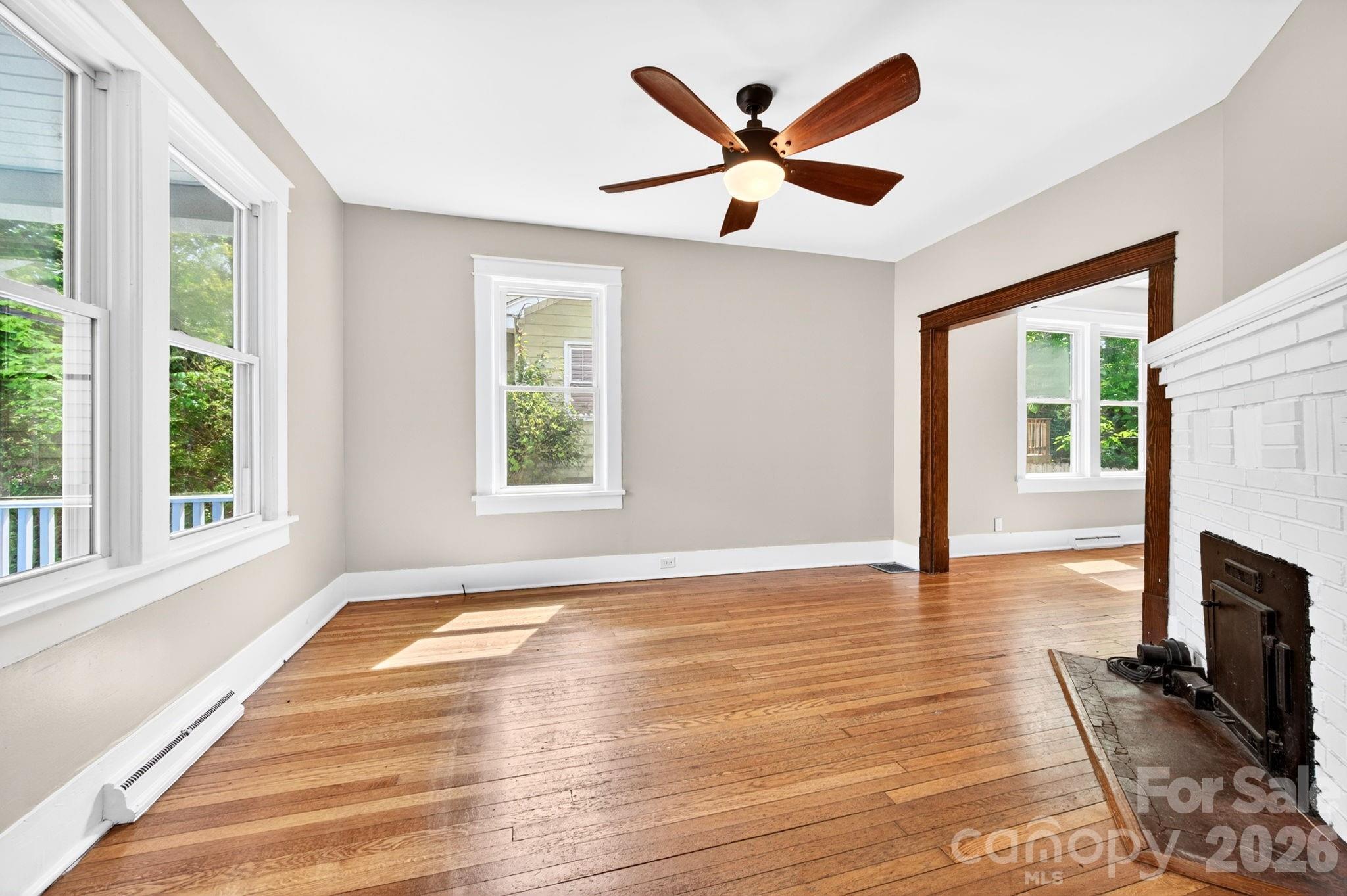 55 Walton Street Property Photo 6