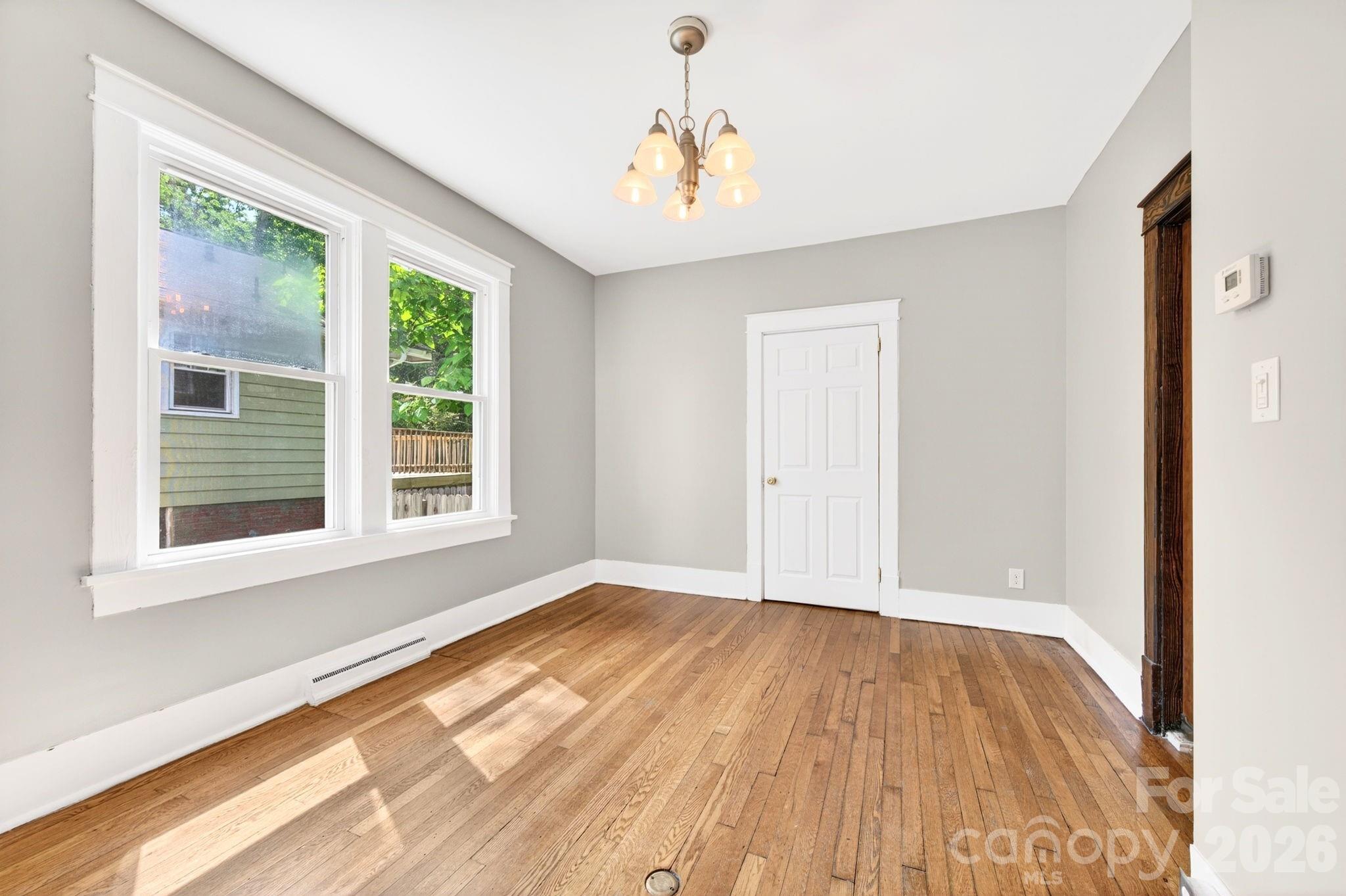 55 Walton Street Property Photo 10