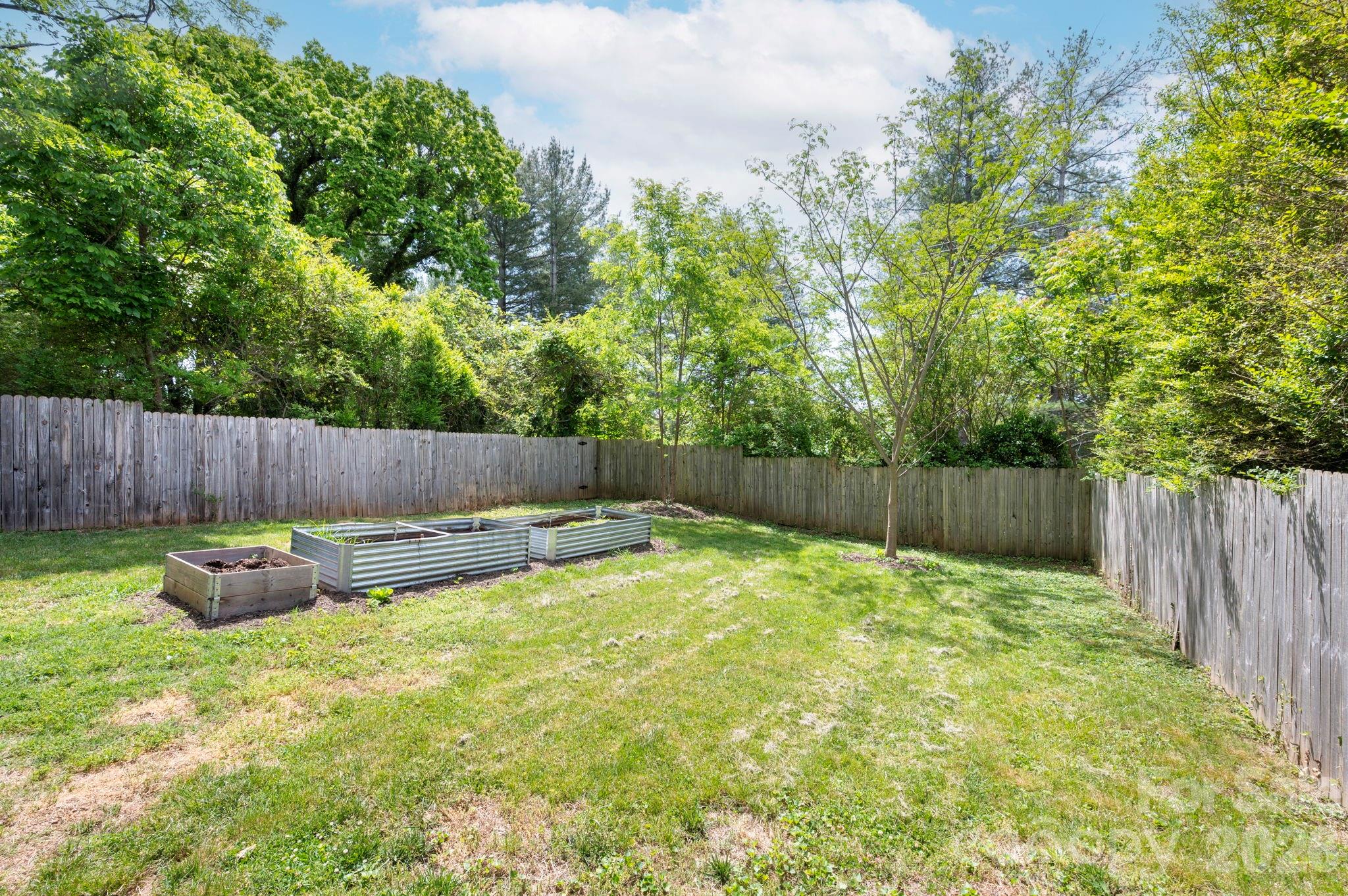 55 Walton Street Property Photo 41