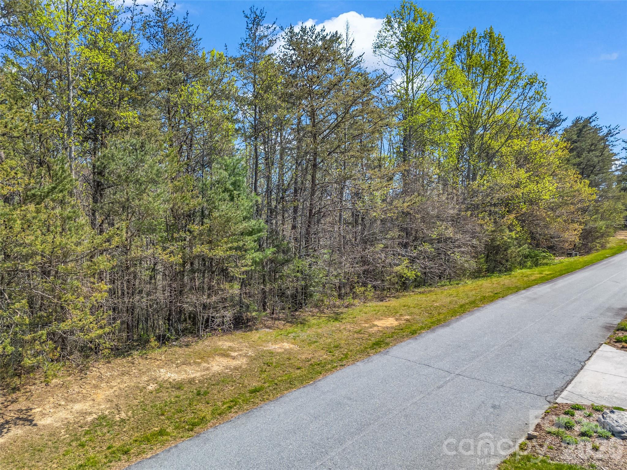 83 Sunny Morning Court Property Photo 26