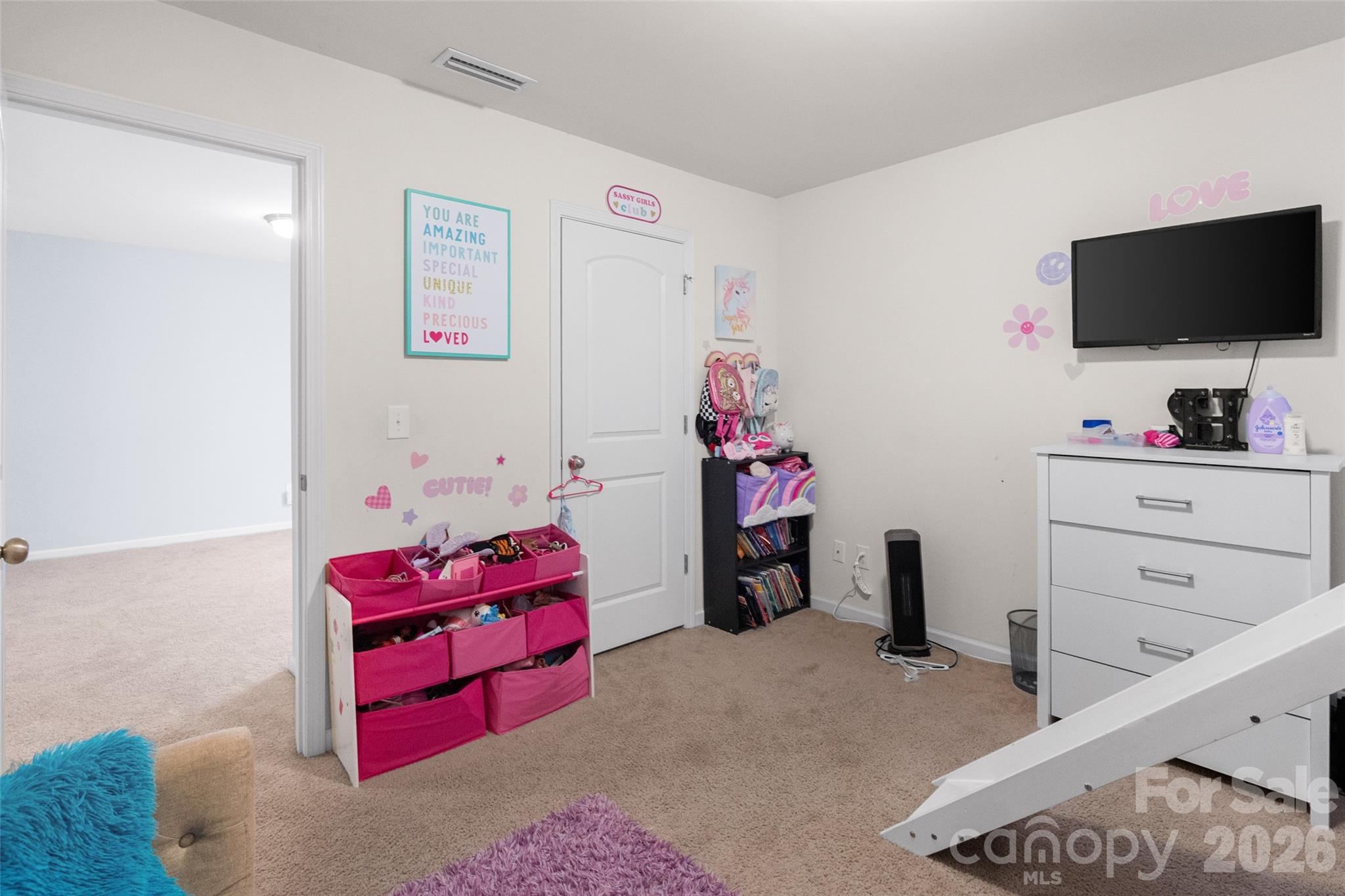 2046 E Park Drive Property Photo 18