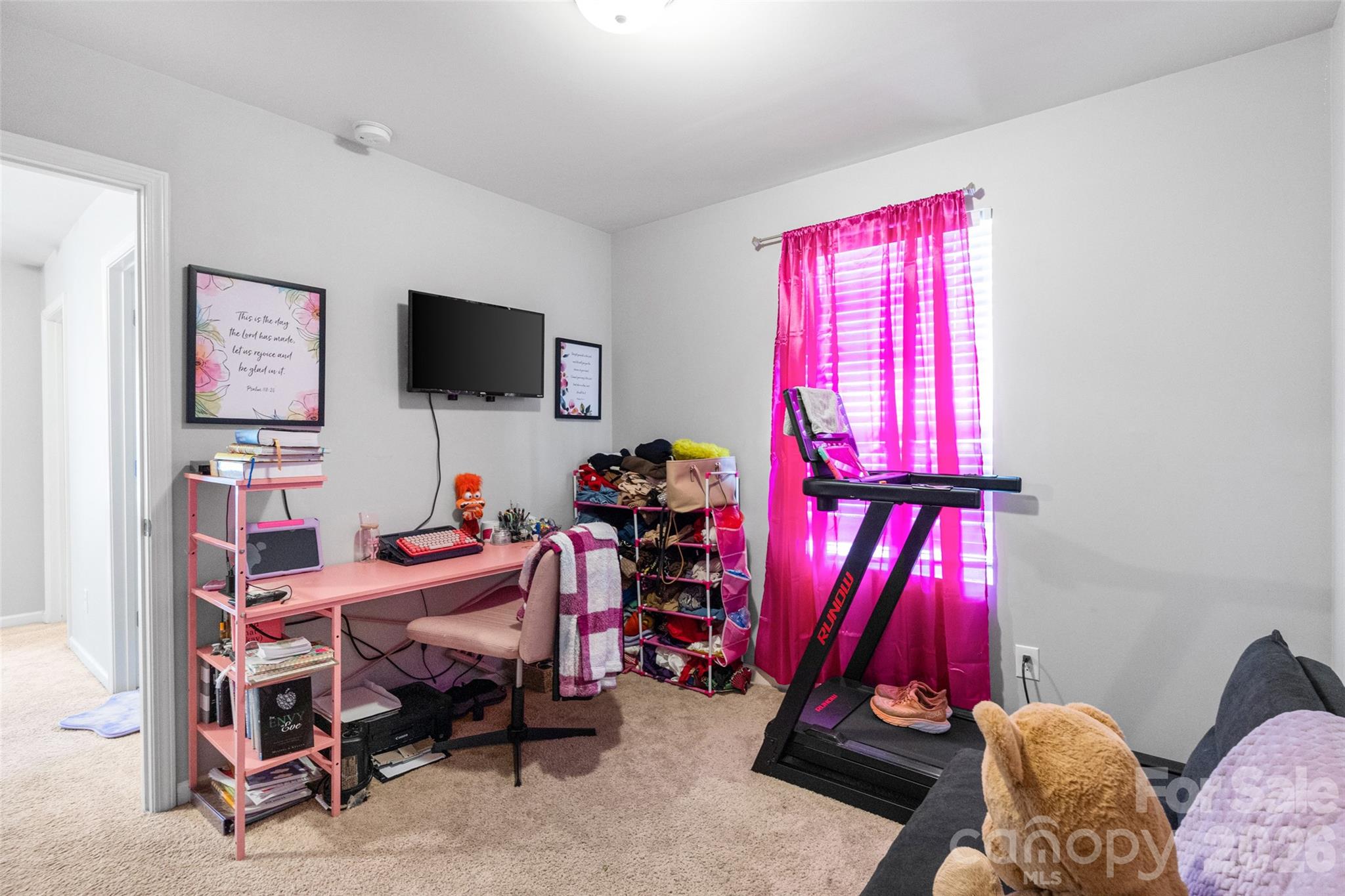 2046 E Park Drive Property Photo 21