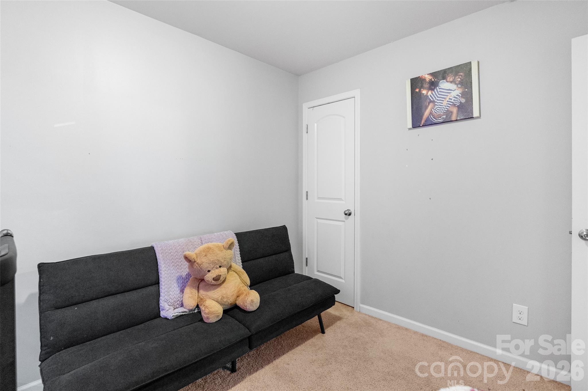 2046 E Park Drive Property Photo 22