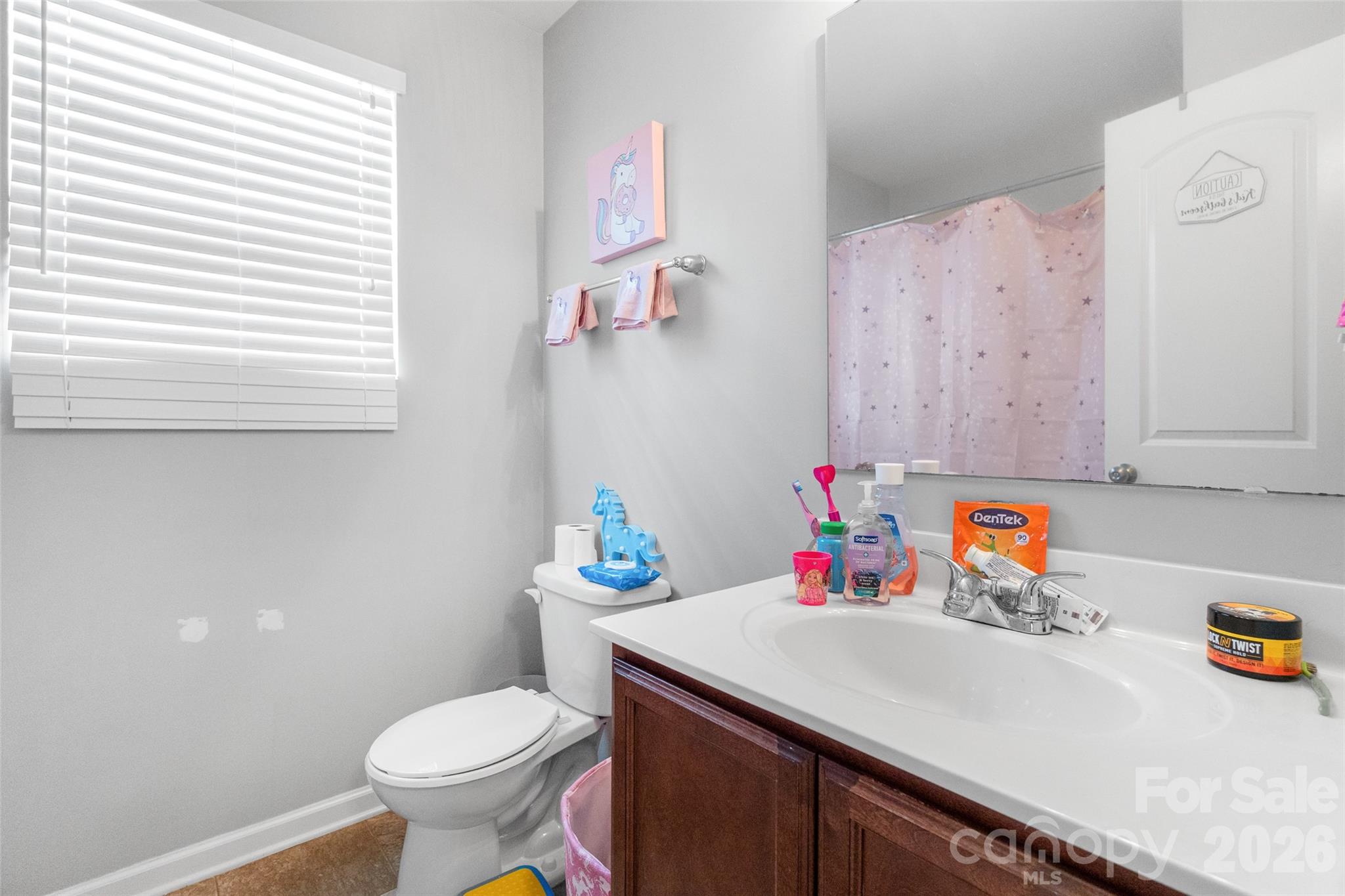 2046 E Park Drive Property Photo 23