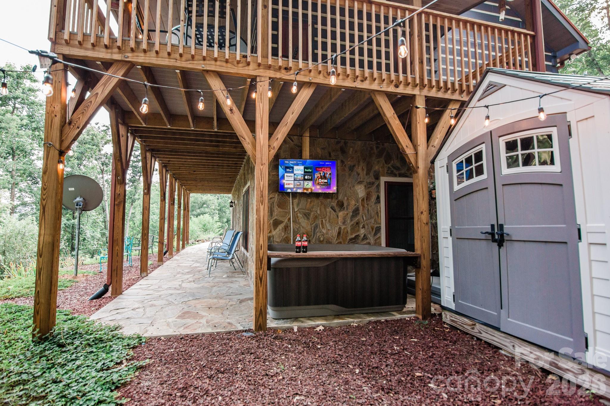 11 Sugar Maple Drive Property Photo 8