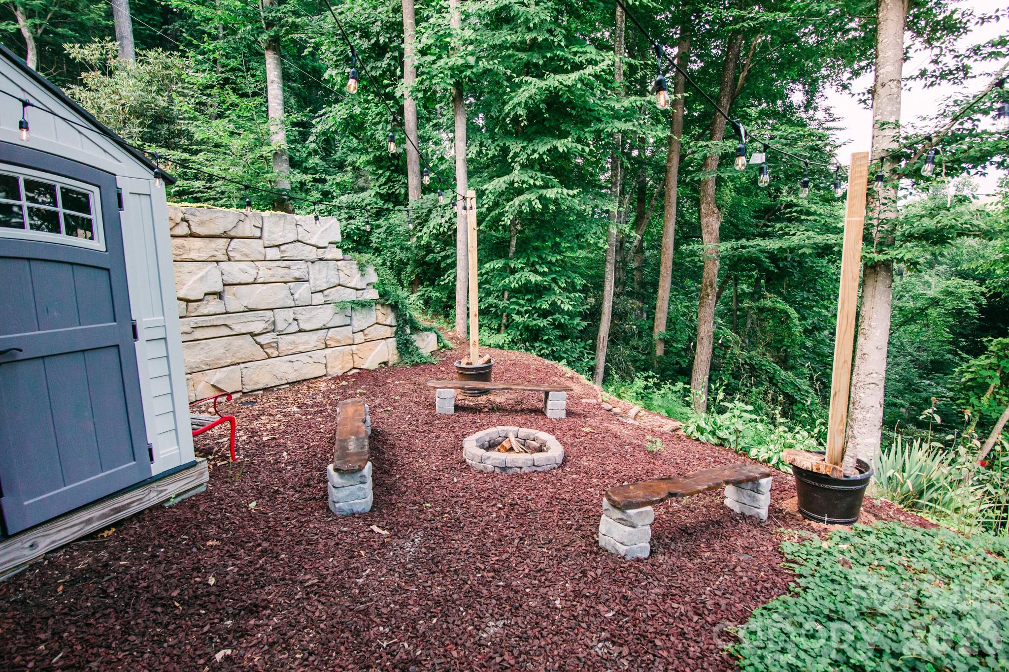 11 Sugar Maple Drive Property Photo 9