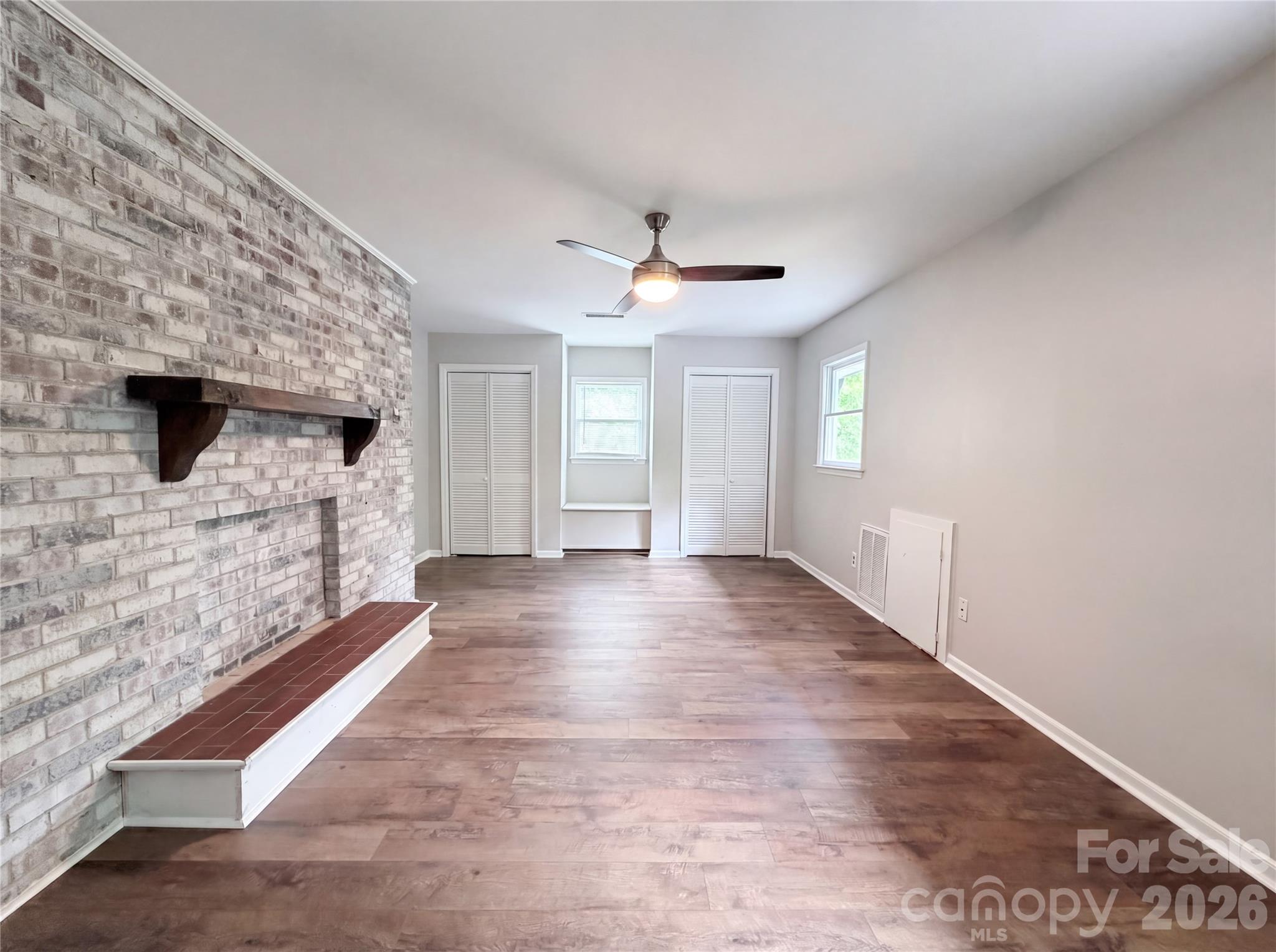 706 Crescent Drive Property Photo 14