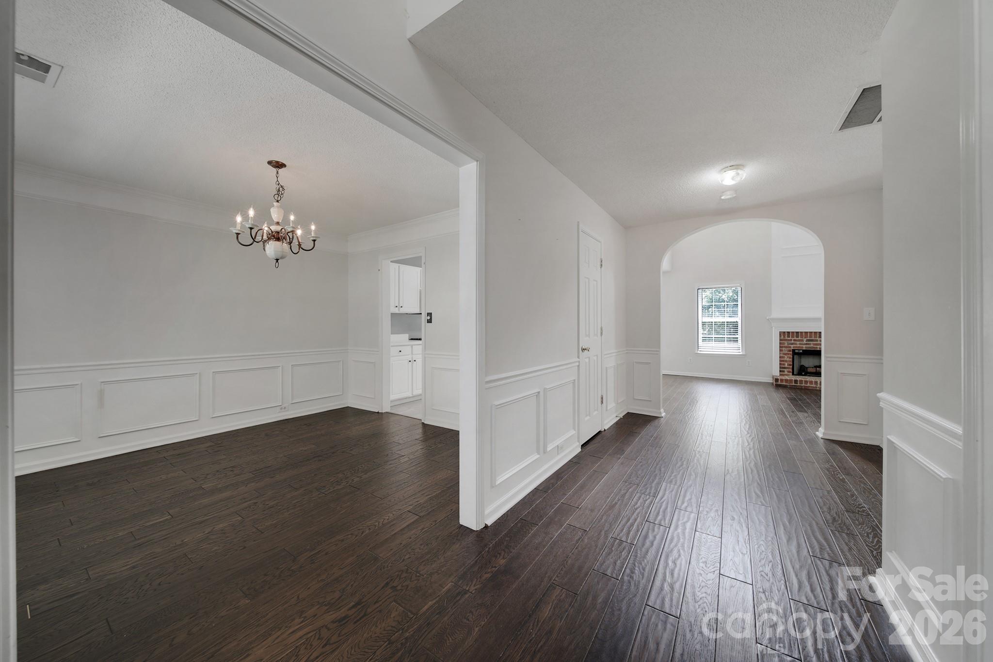 11343 Fox Hill Drive Property Photo 3