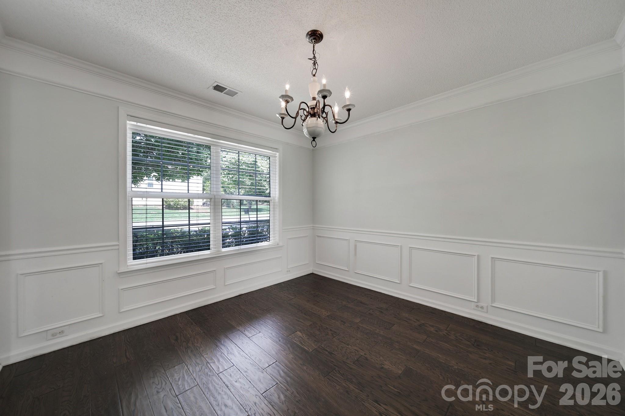11343 Fox Hill Drive Property Photo 12