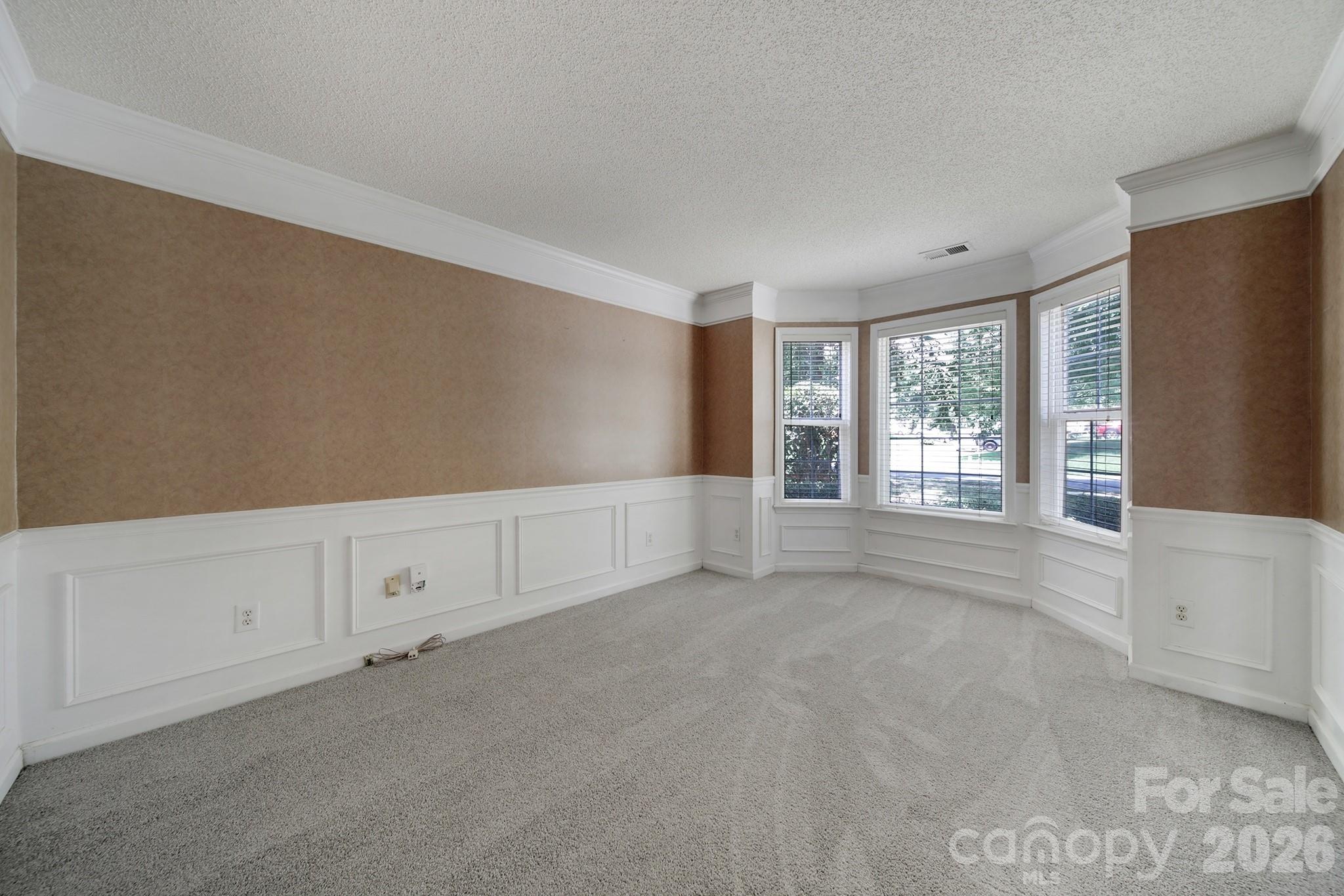11343 Fox Hill Drive Property Photo 15