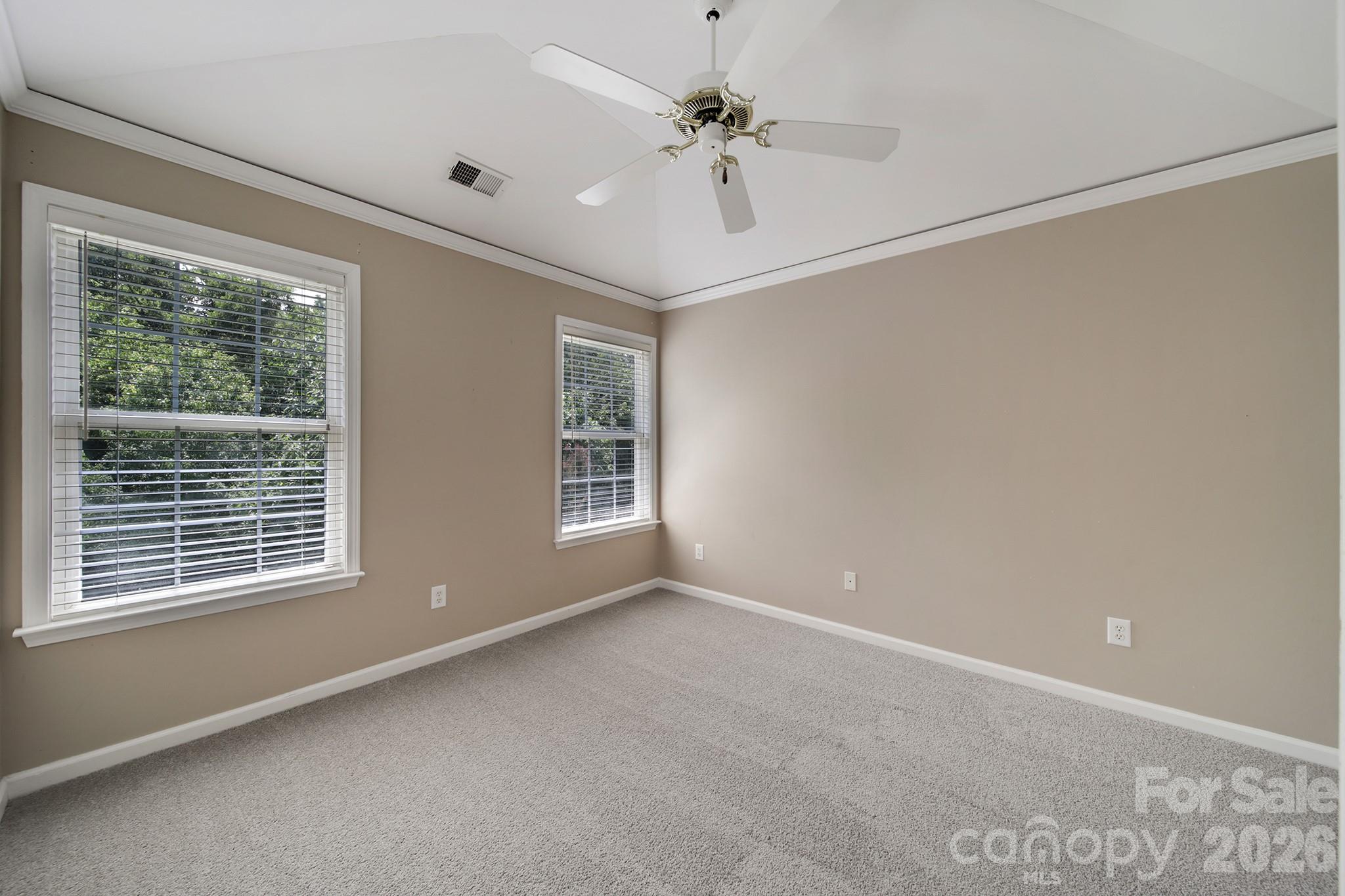 11343 Fox Hill Drive Property Photo 21