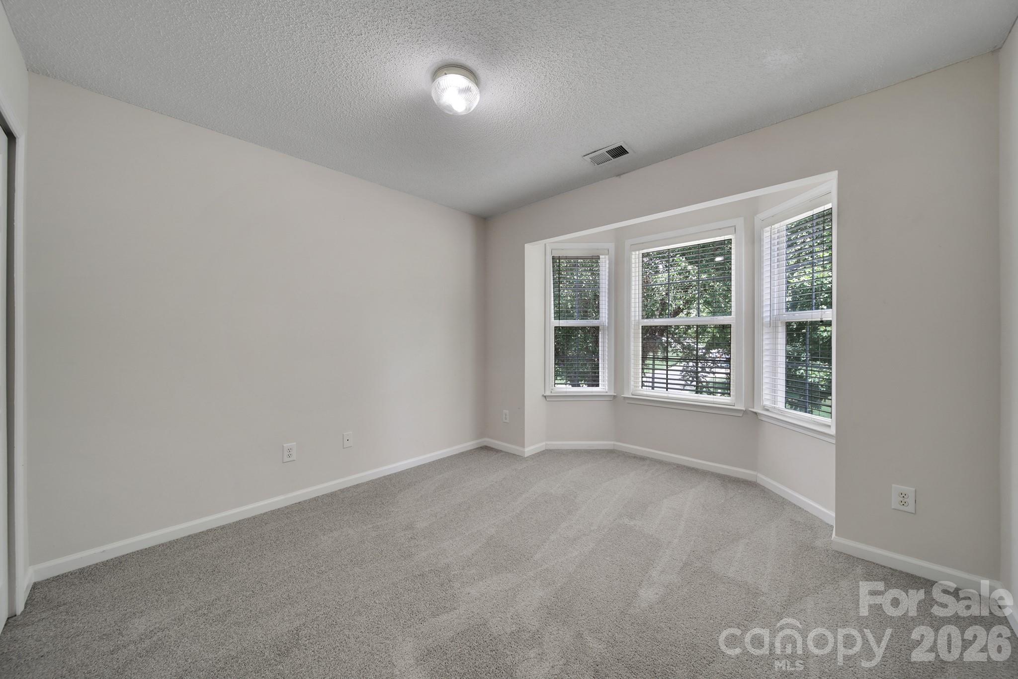 11343 Fox Hill Drive Property Photo 24