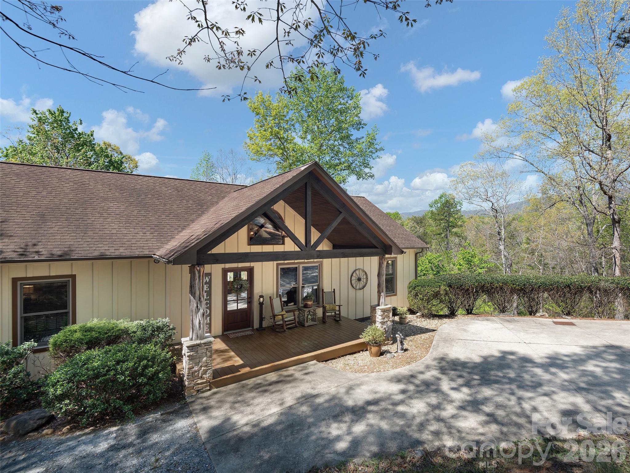 308 North Coast Drive Property Photo 4