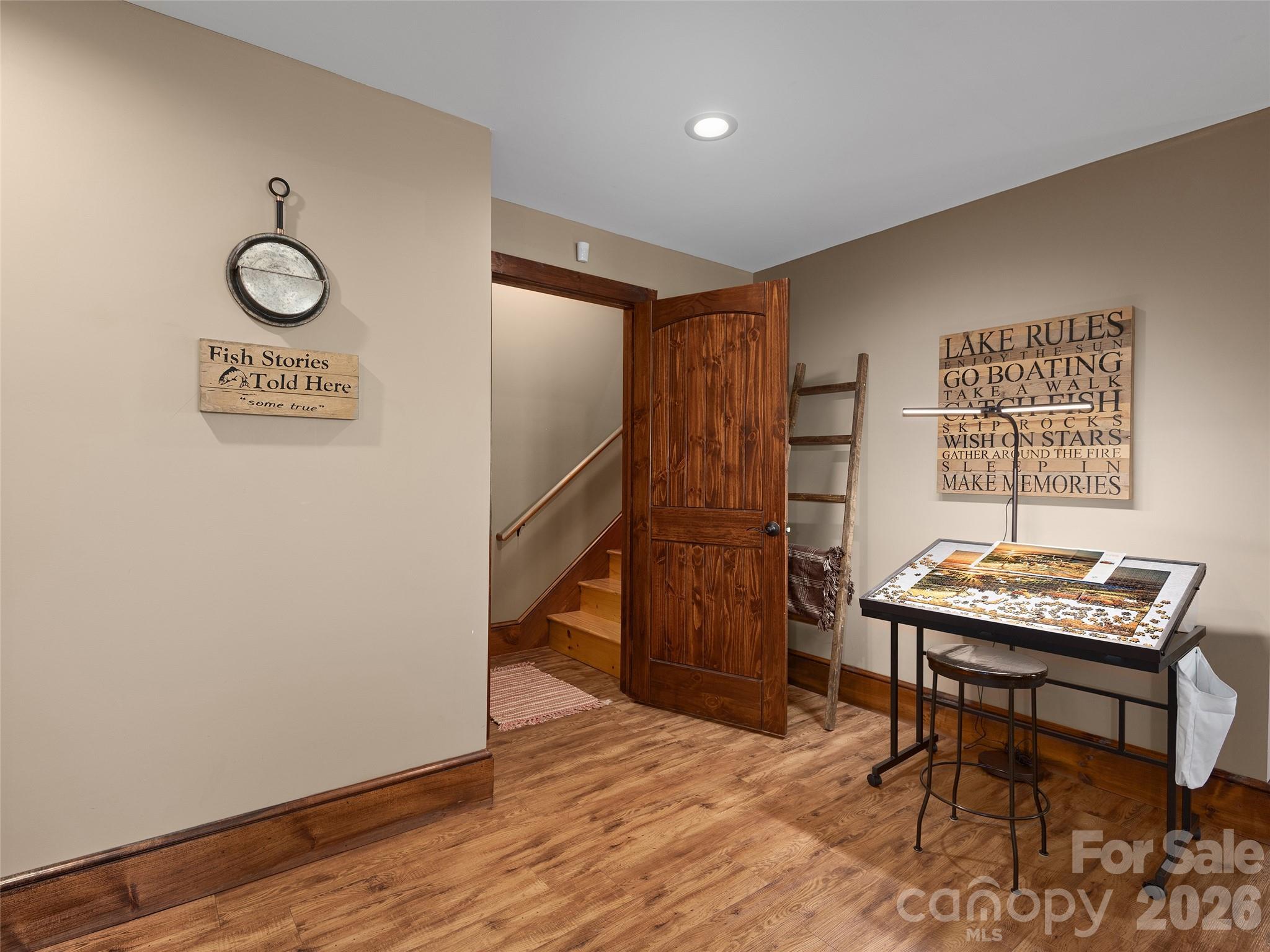 308 North Coast Drive Property Photo 26