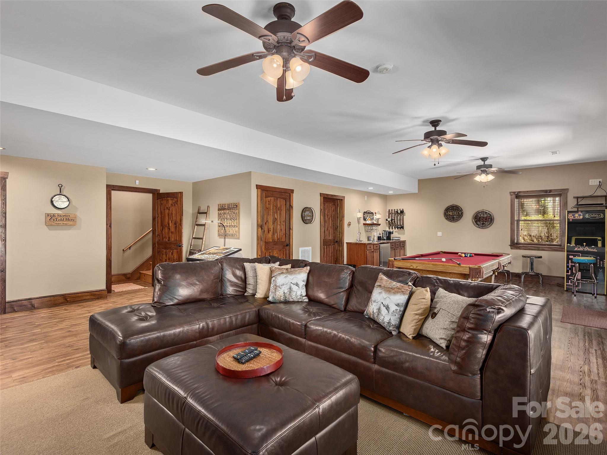 308 North Coast Drive Property Photo 28
