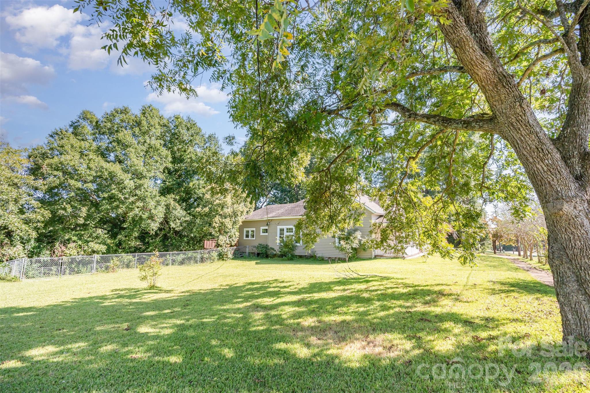 4030 Peachtree Street Property Photo 26