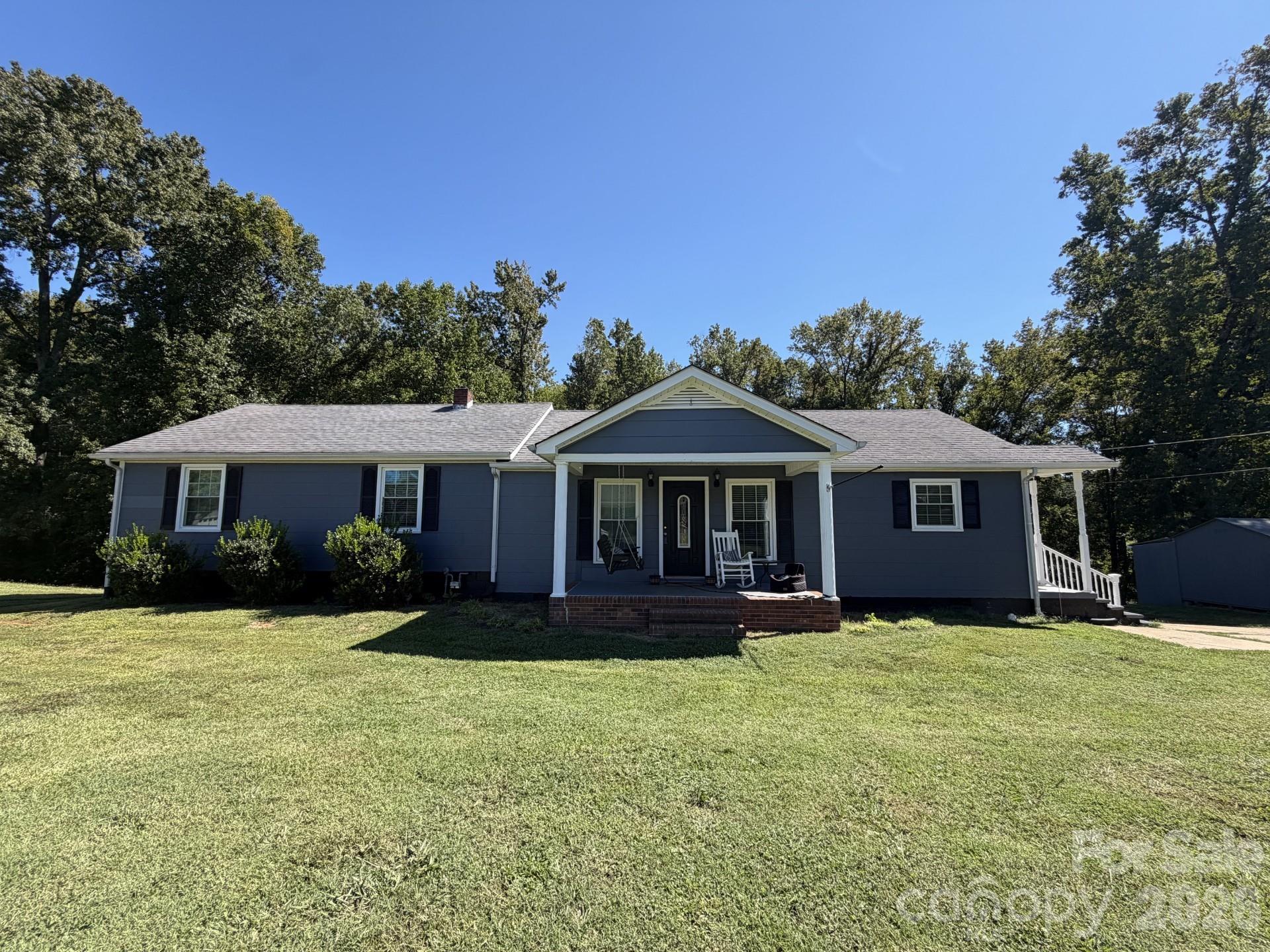 636 Willis Road Property Photo 1