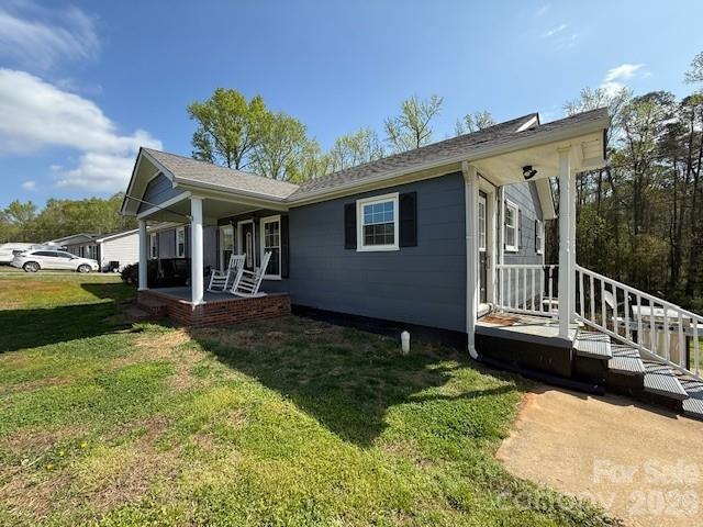 636 Willis Road Property Photo 3