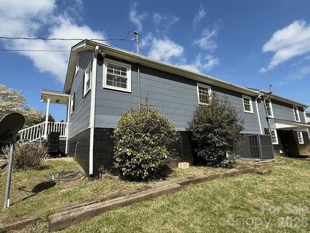 636 Willis Road Property Photo 18