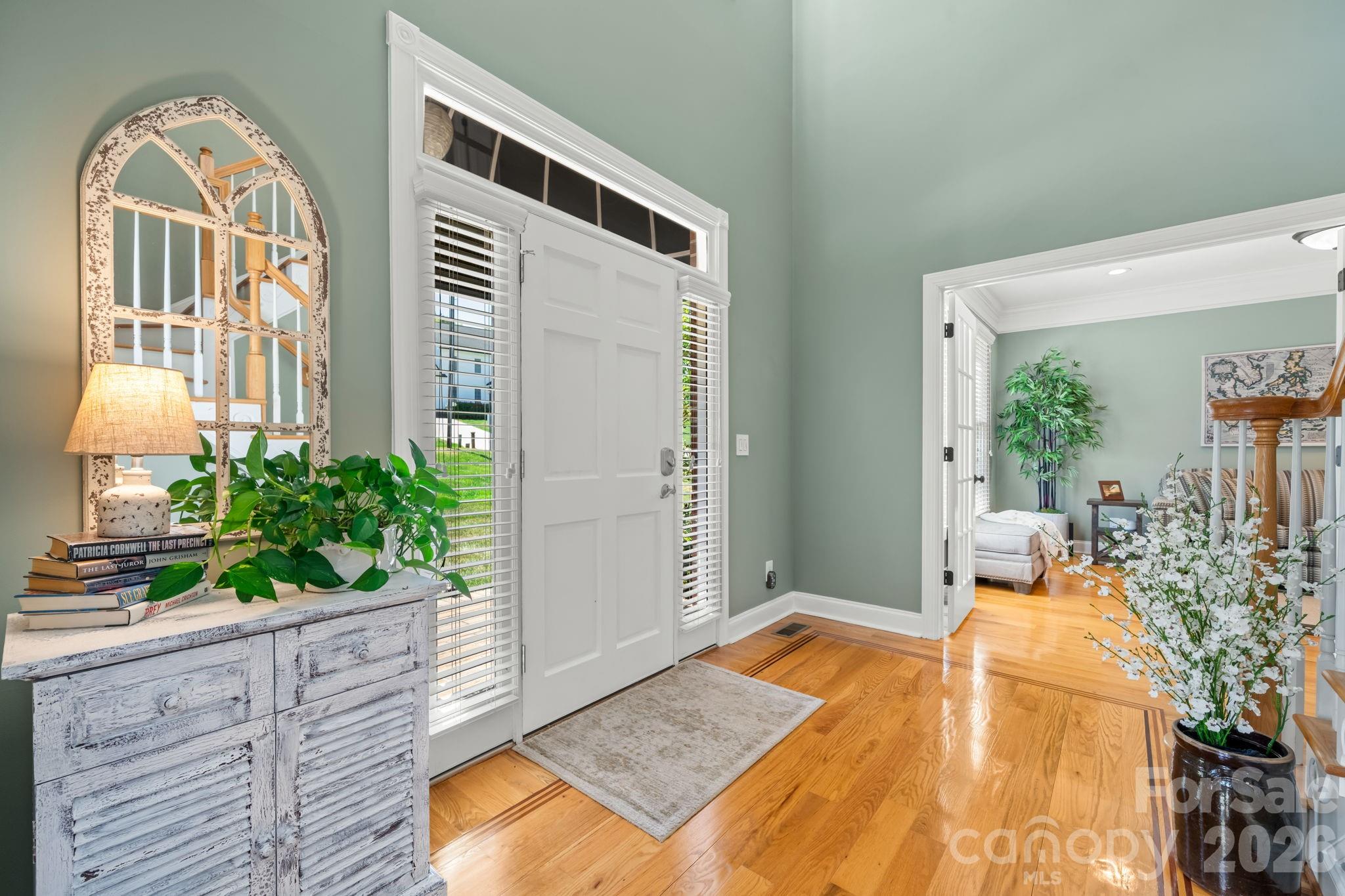 215 Iswa Drive Property Photo 8