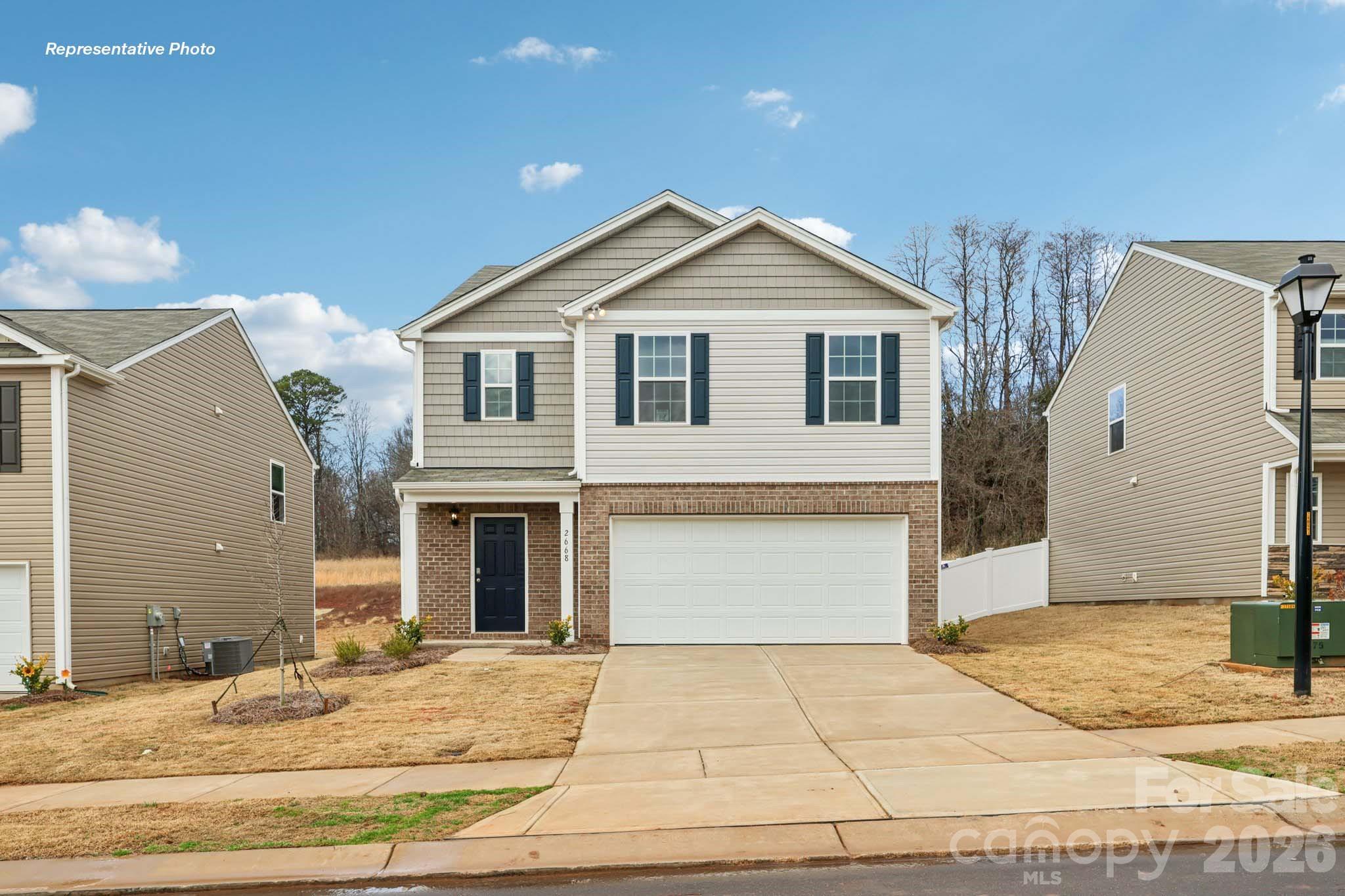 1419 Mammoth Road Property Photo 1