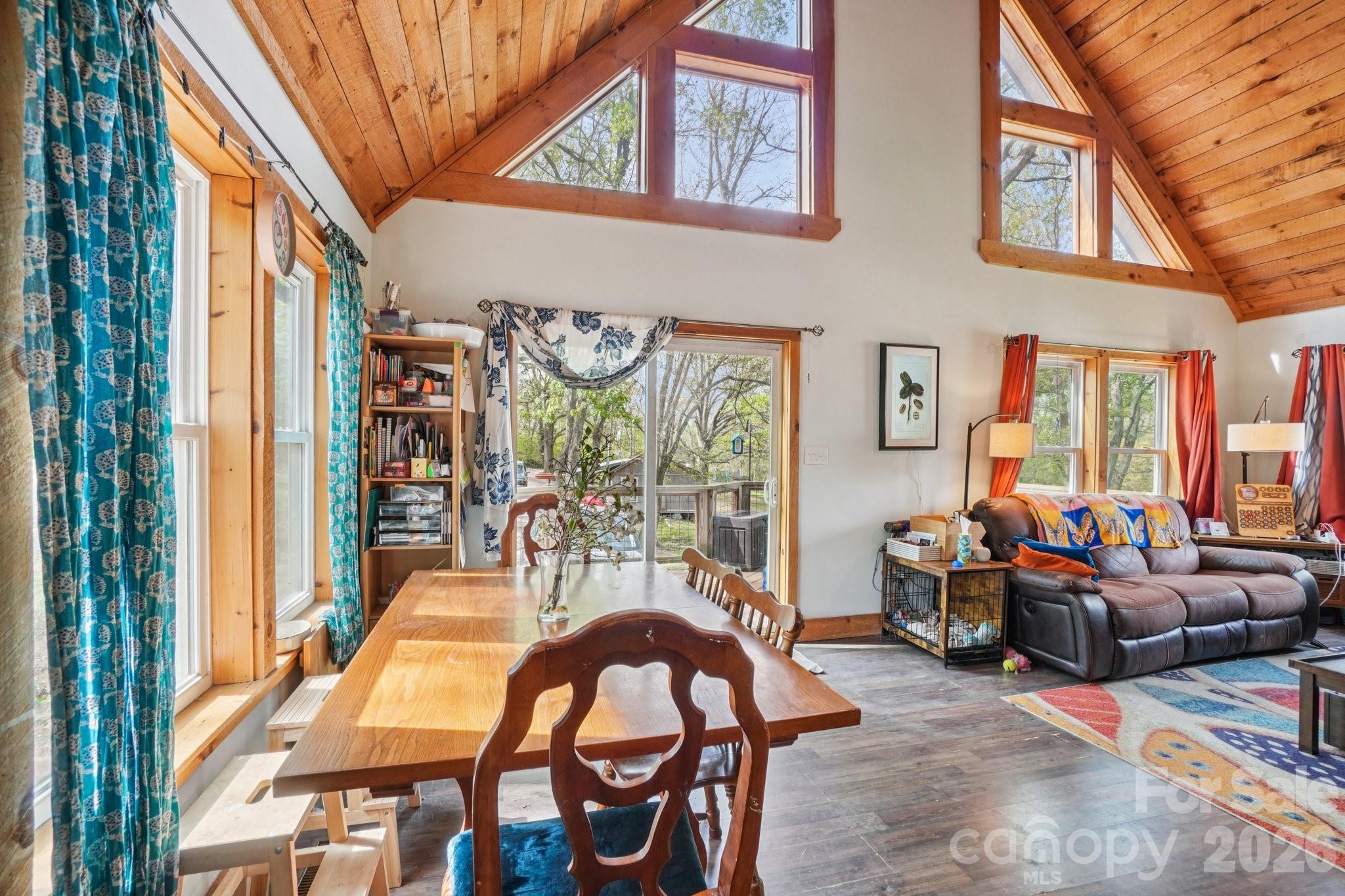 25 Moore Street Property Photo 6