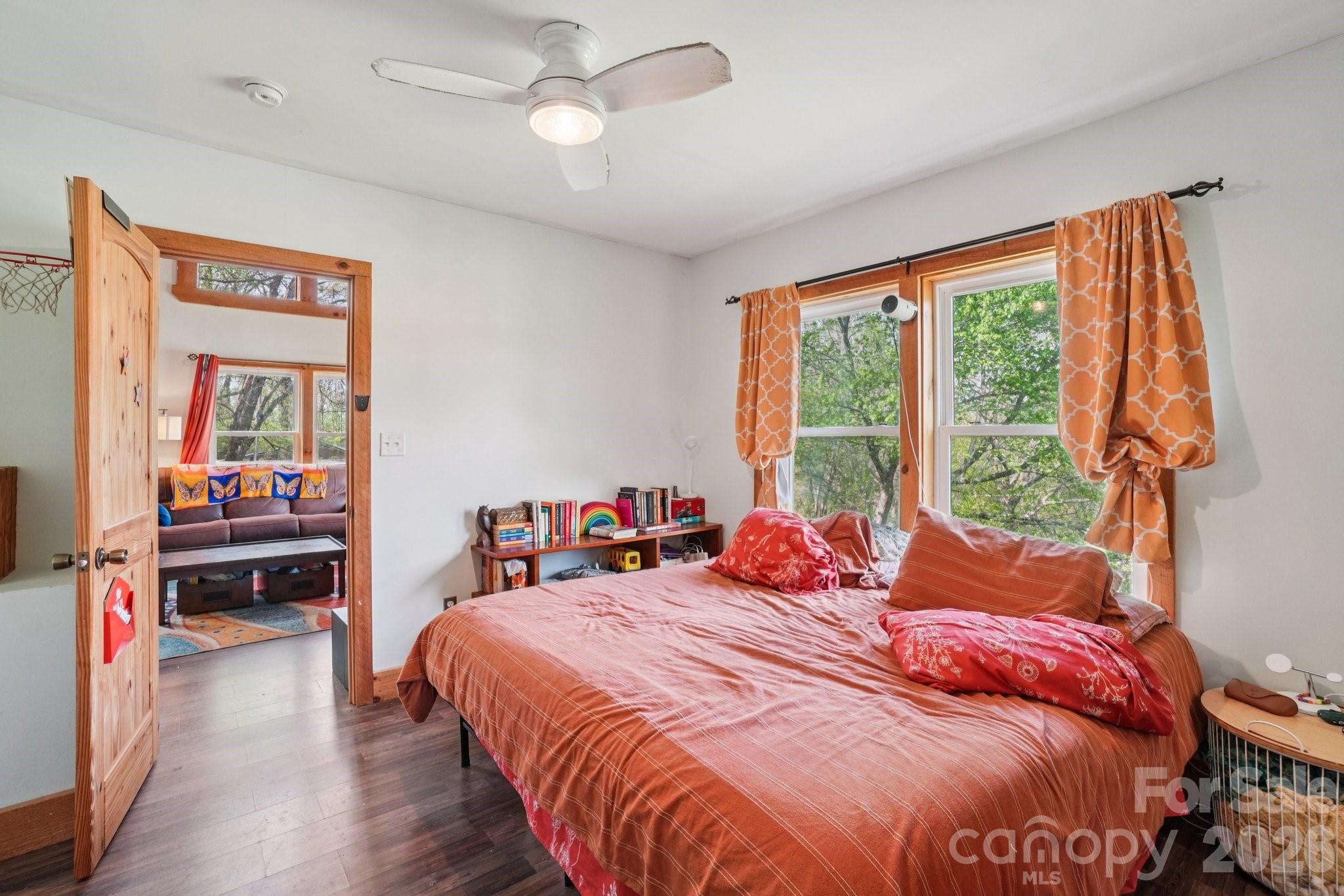 25 Moore Street Property Photo 11