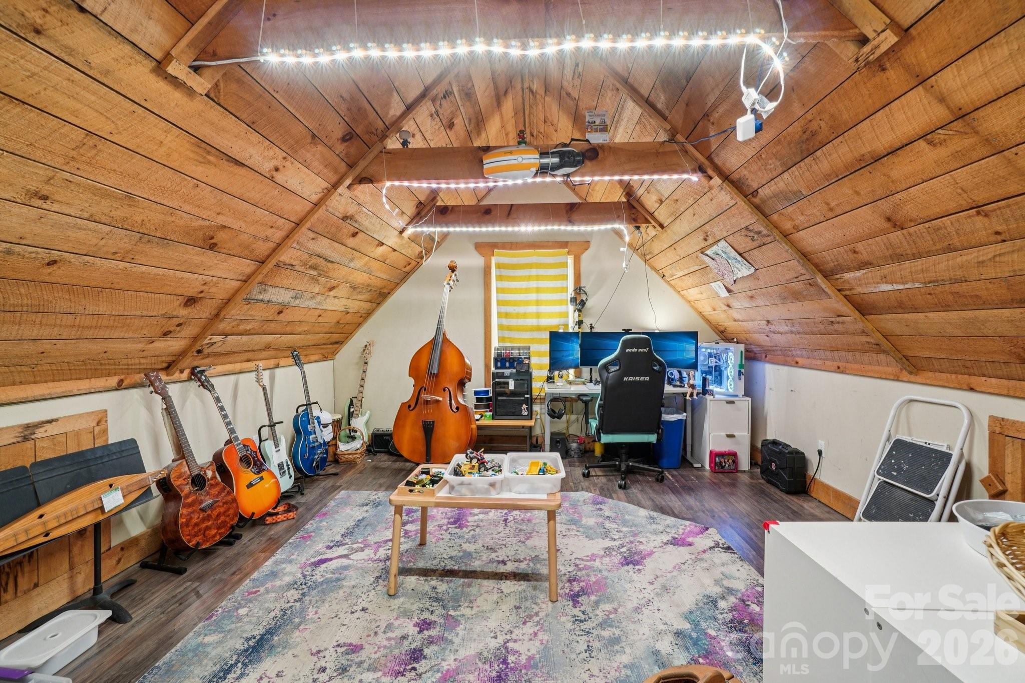 25 Moore Street Property Photo 14