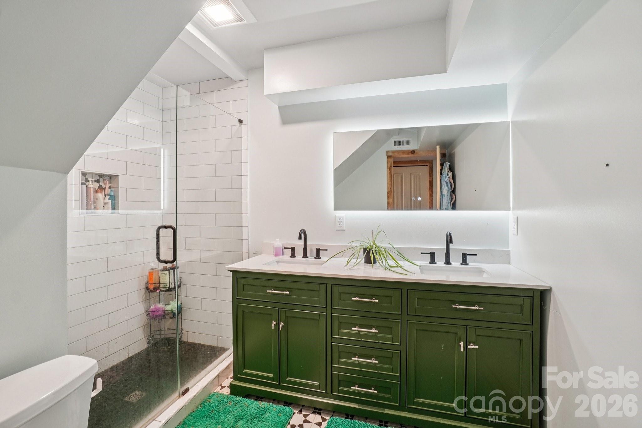 25 Moore Street Property Photo 20
