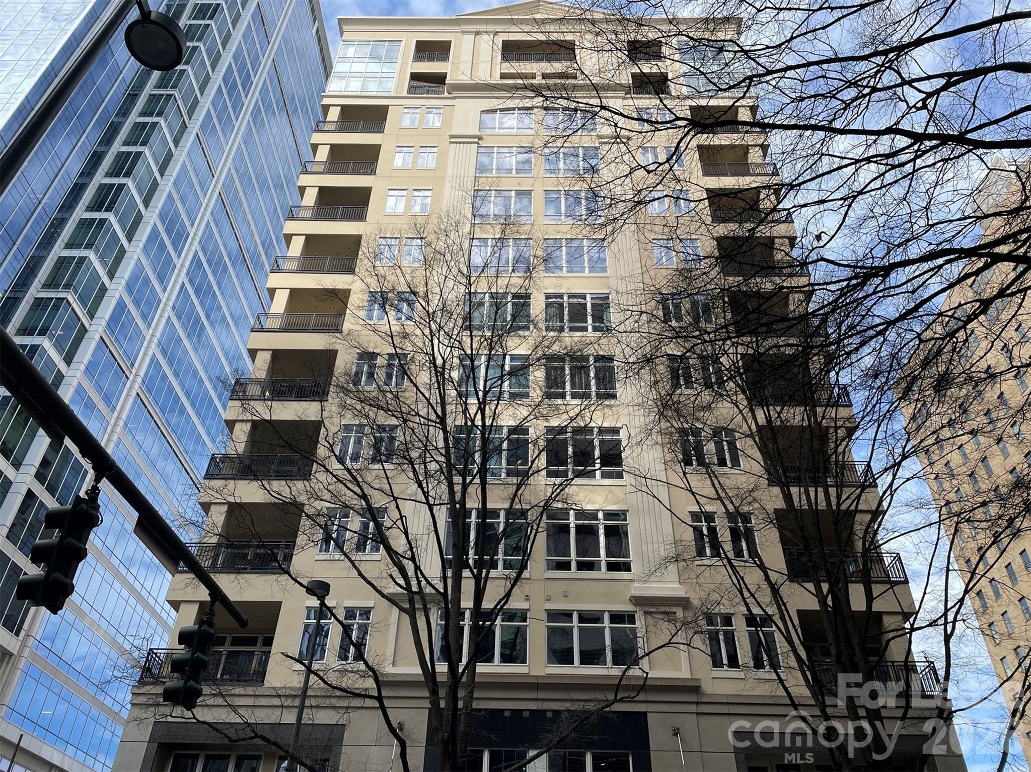 230 S Tryon Street 1002 Property Photo 1