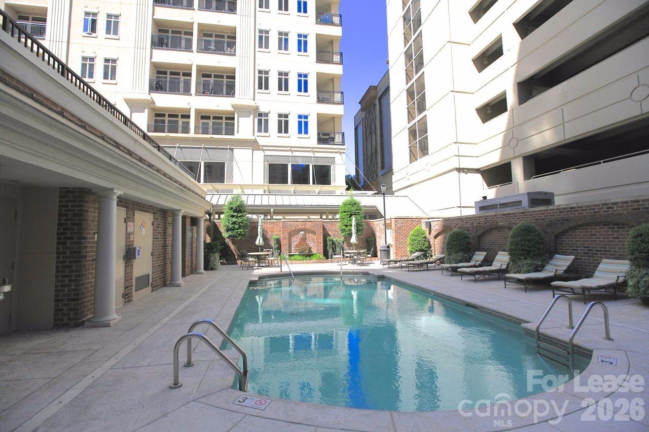 230 S Tryon Street 1002 Property Photo 17