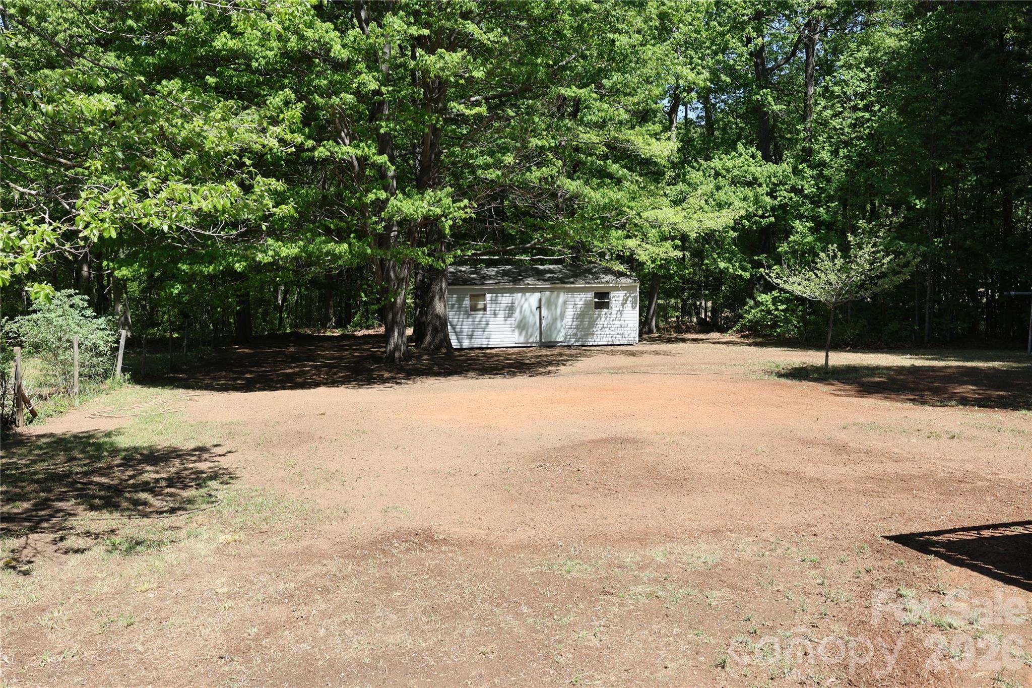 6443 Sherwood Lane Property Photo 8